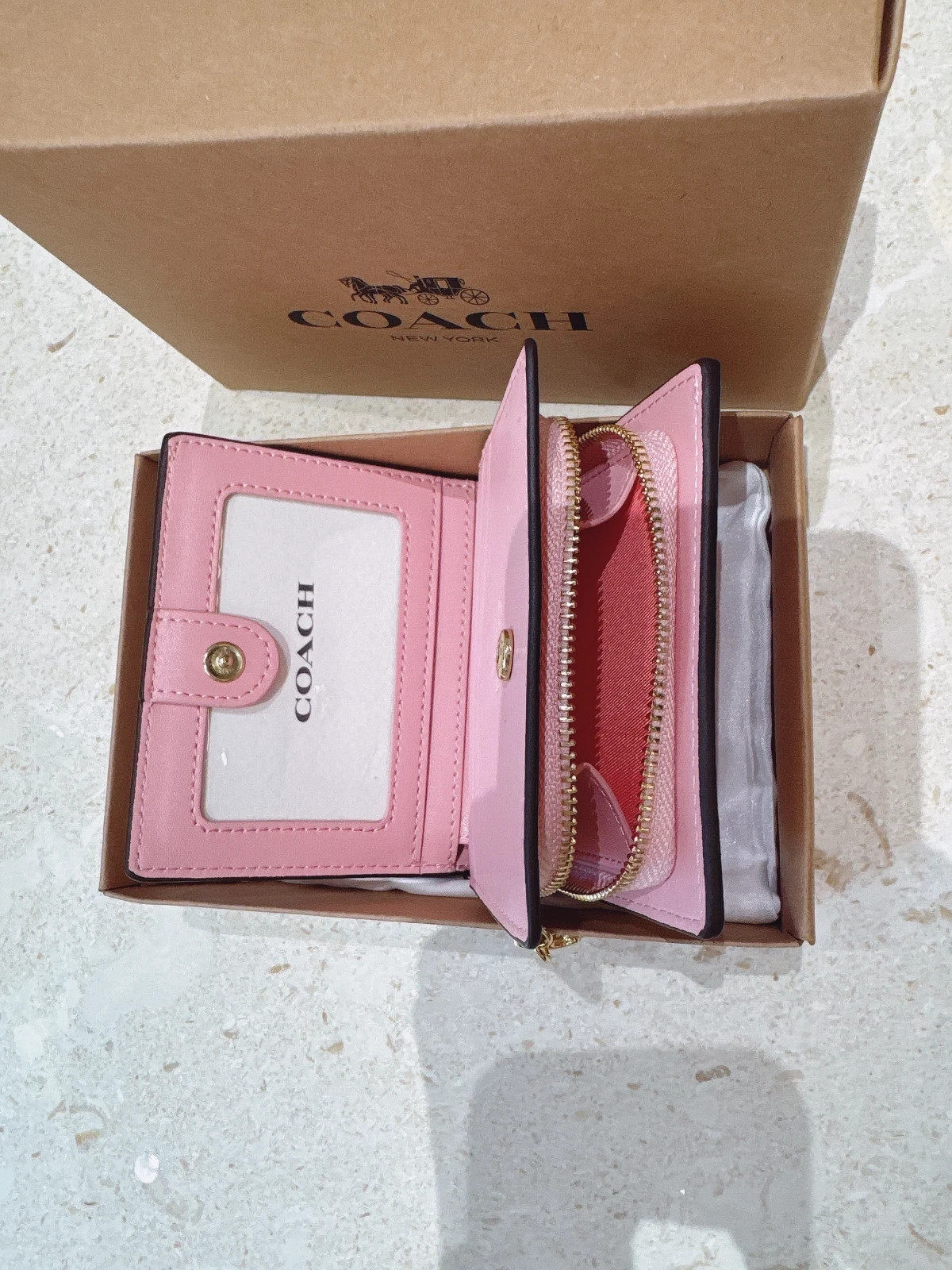 New Coach / Snap CBN32 Wallet In Signature Canvas in Powder Pink