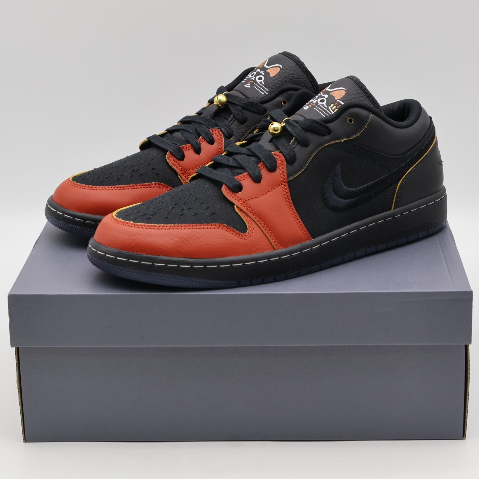IQ3460-010 Nike Air Jordan 1 Low SE Lucky Cat (Men’s)