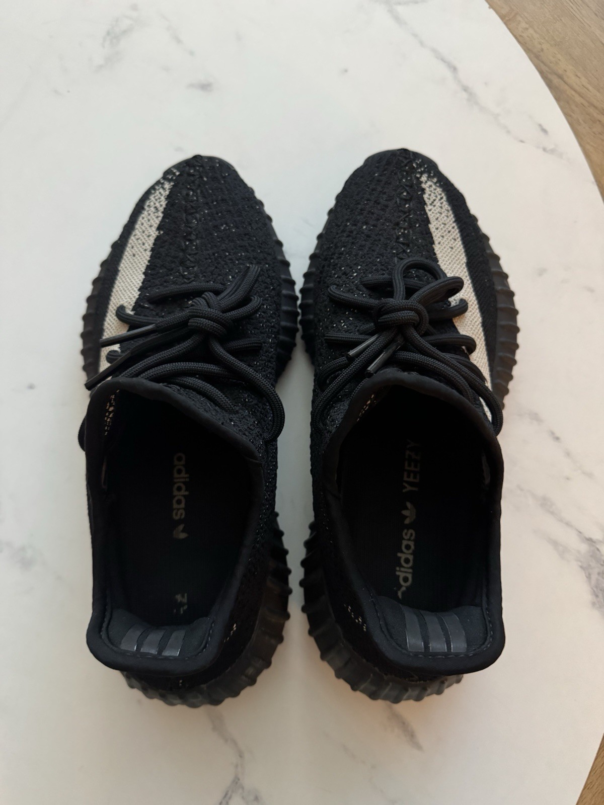 adidas Yeezy Boost 350 V2 Oreo Black White Primeknit Sneaker Men’s 2016 – No Box