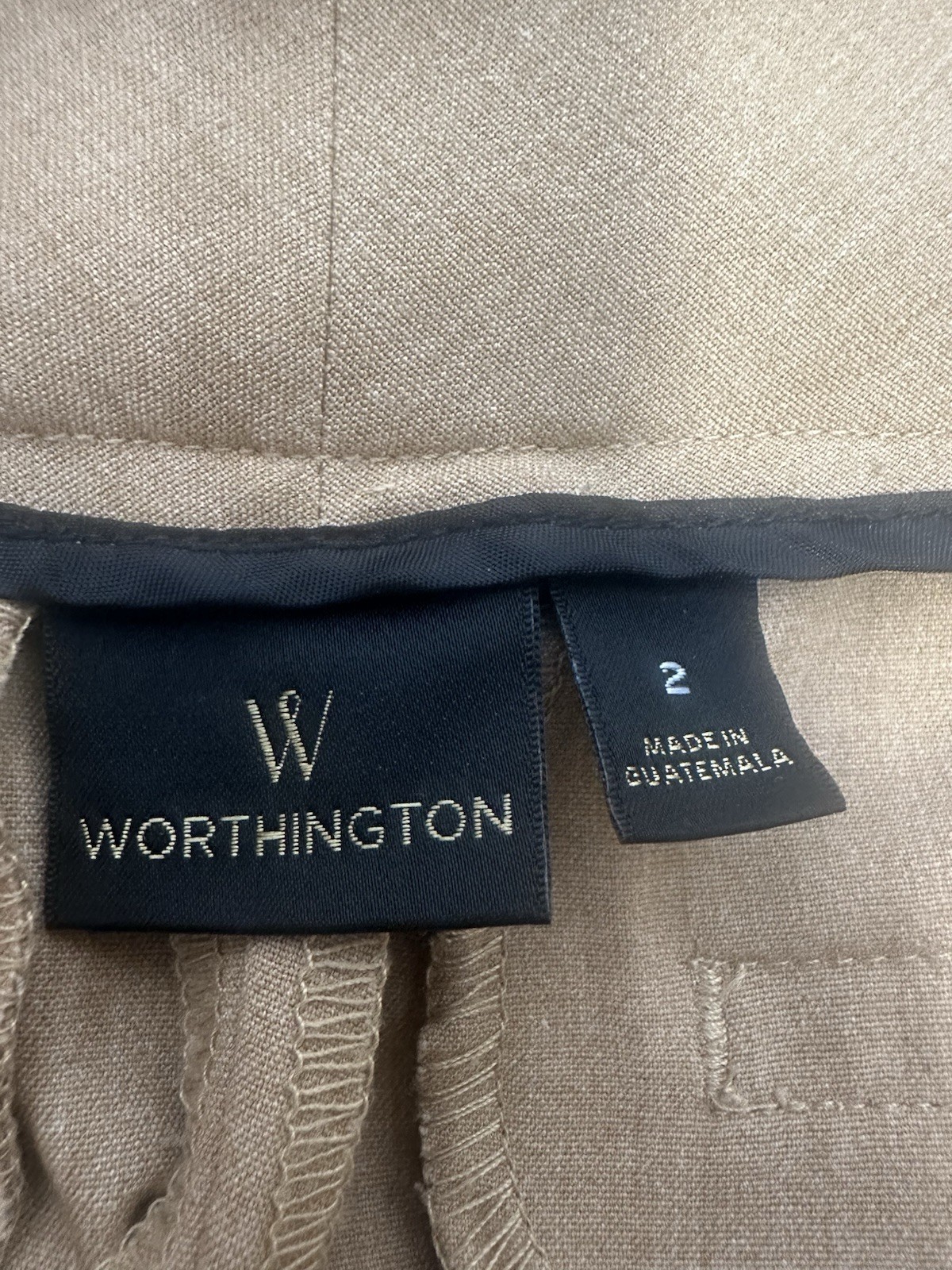 Worthington Women’s Tan Twill Capri Pants Slim Straight Leg Stretch Mid Rise