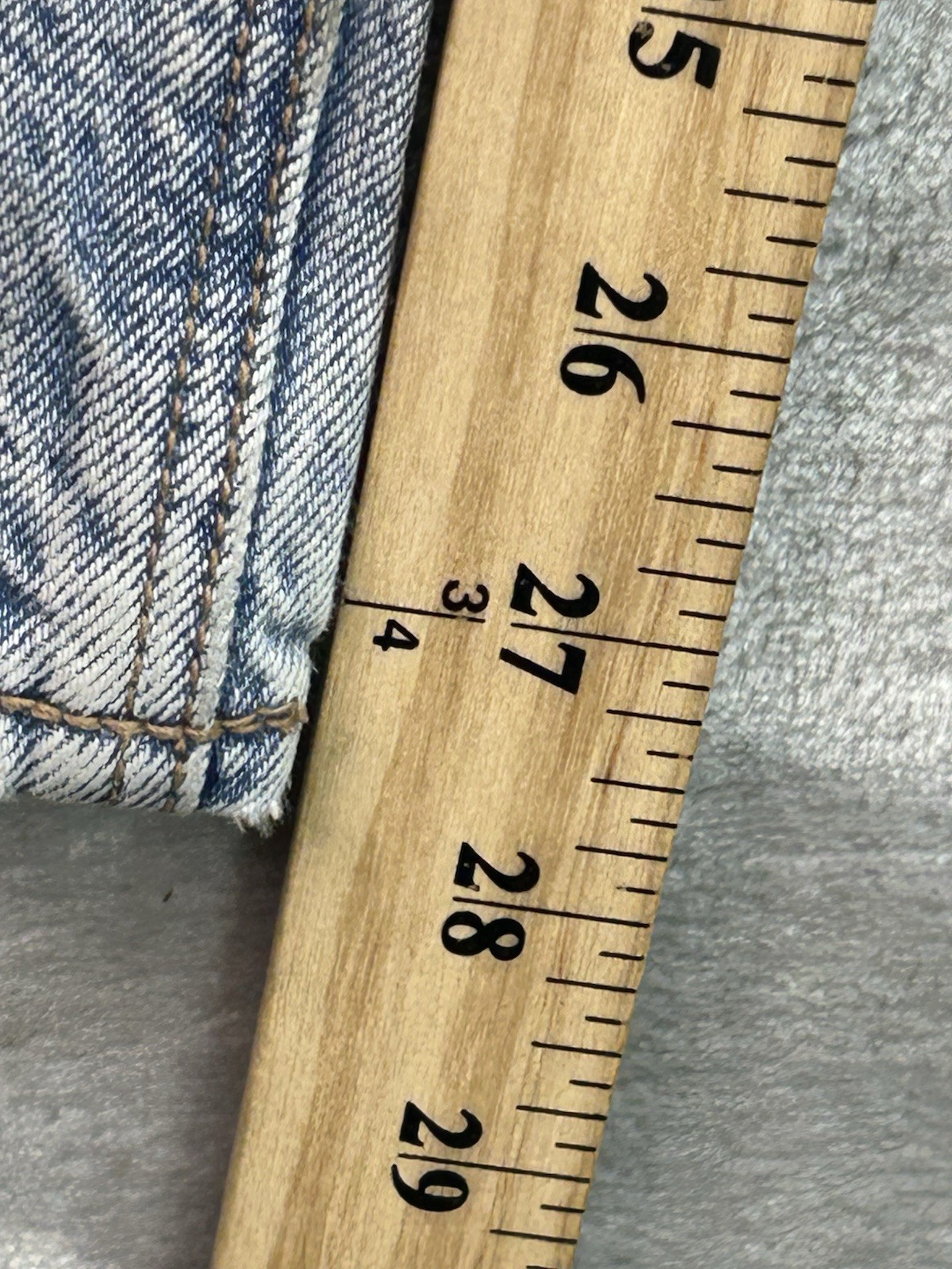 American Eagle Jeans Womens Sz 2 Reg Blue Highest Rise 90’s Boyfriend Distressed