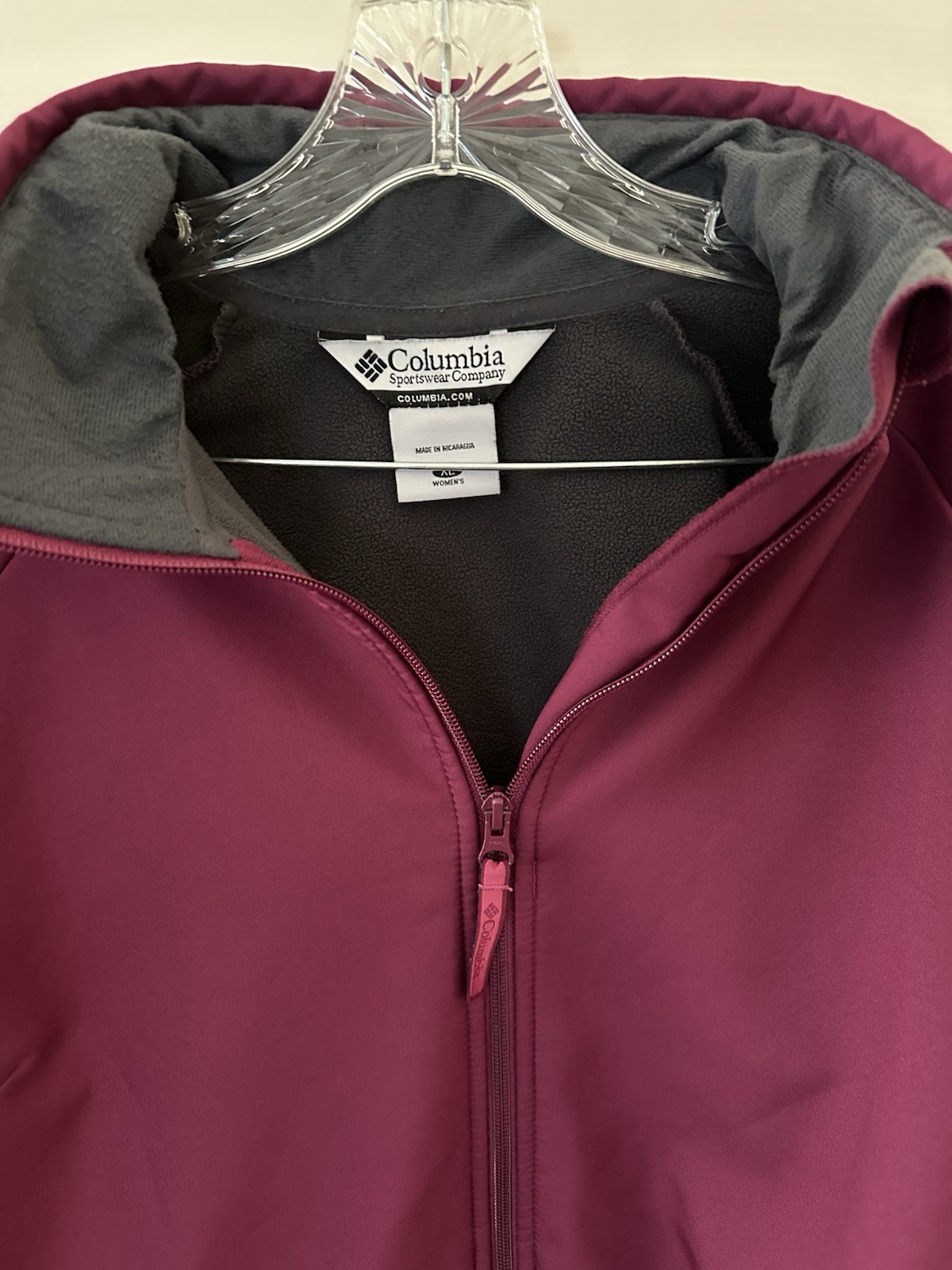Columbia Women’s XL Softshell Full Zip Jacket Dark Pink Berry Fleece Lined