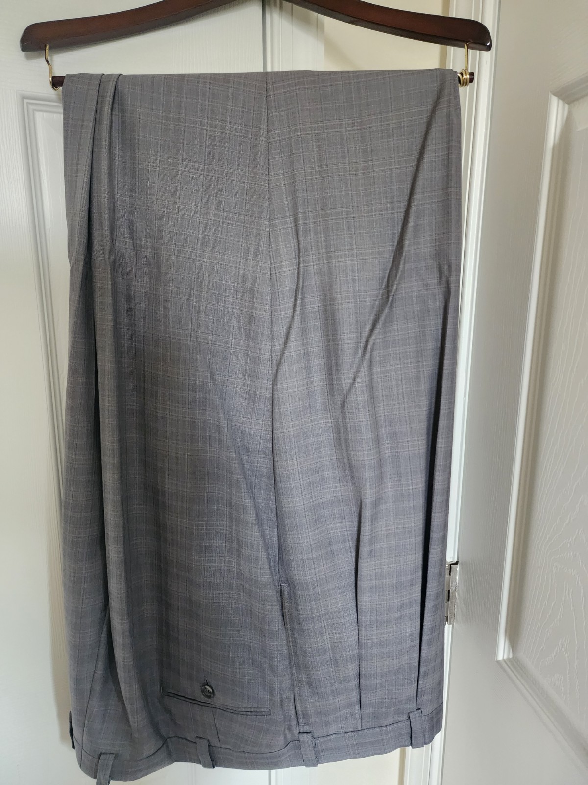 Gray Plaid 2-Piece Suit Men’s Size 50XL Big & Tall Single-Breasted 4-Button