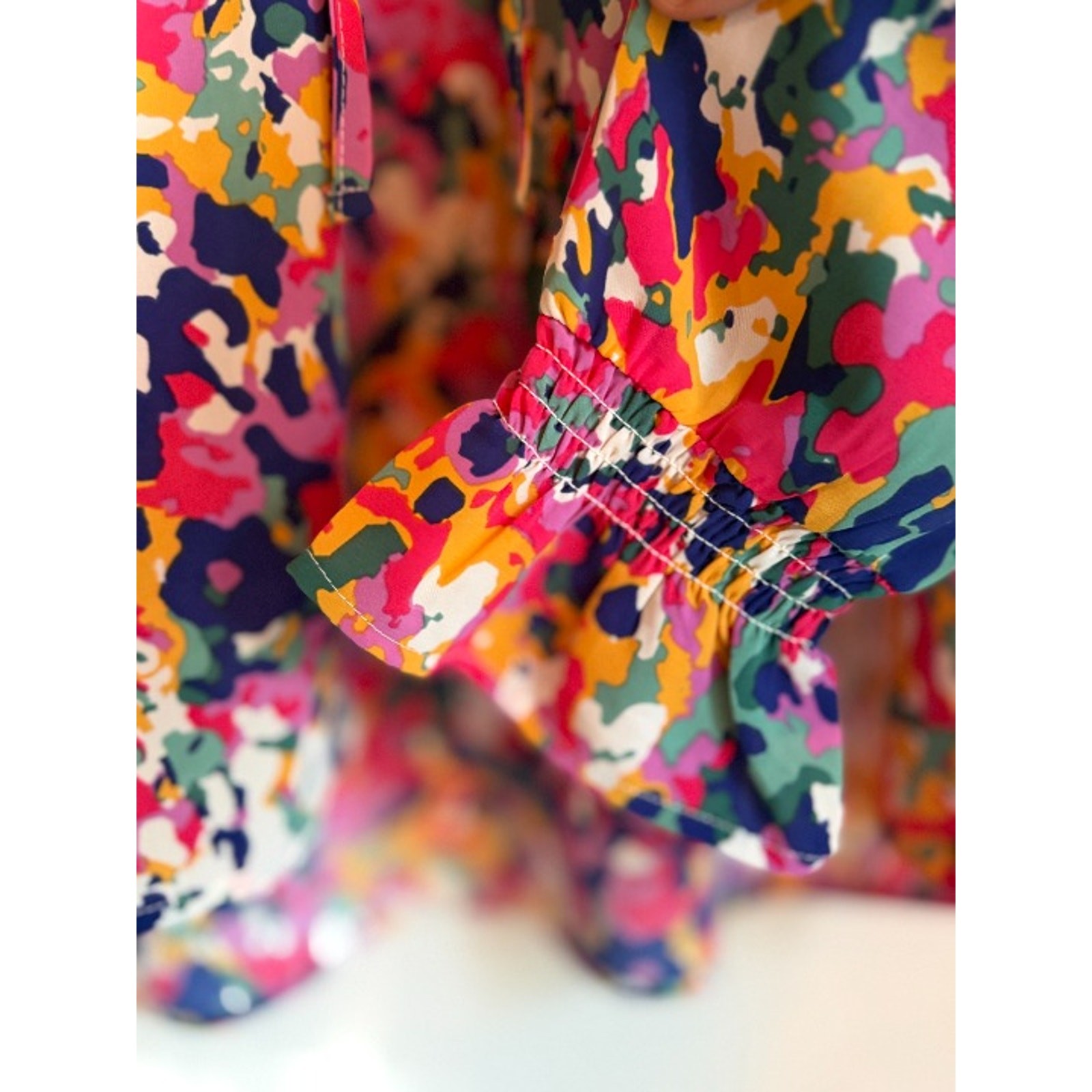 Michelle McDowell Colorful Abstract Ruffle Sleeve Blouse Size Small