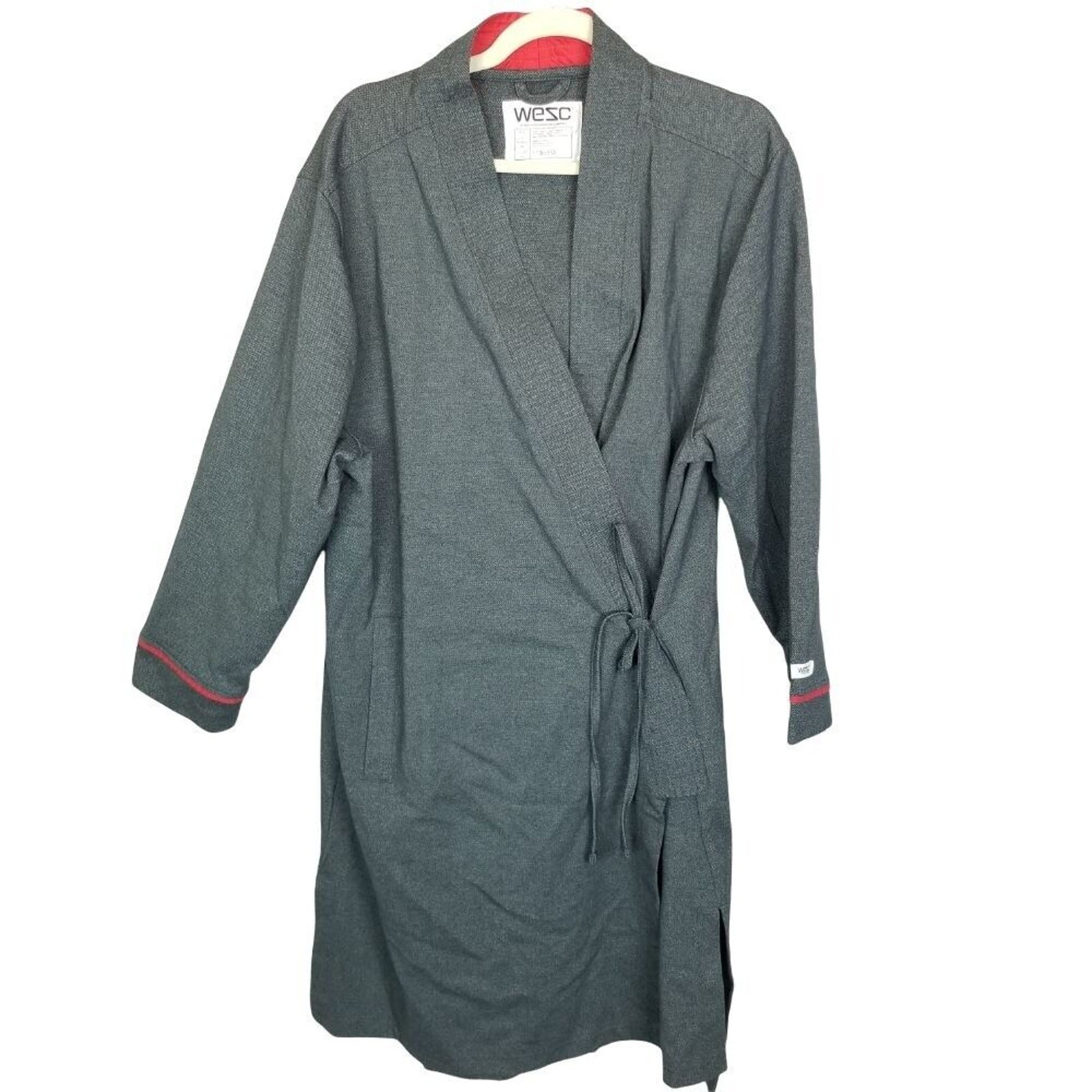 Wezc Long Sleeve Robe Long Bathrobe Unisex L/XL Gray Is This Reality? Bathrobe