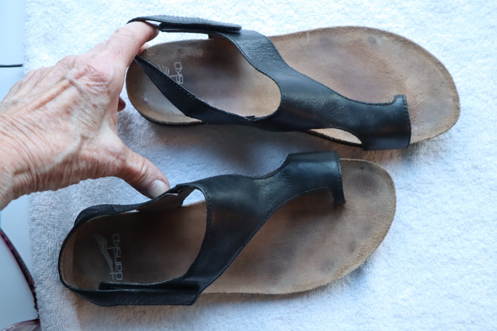 Black Leather DANSKO Reece Big Toe Loop Slingback Sandals EU 39 US 8.5 – 9