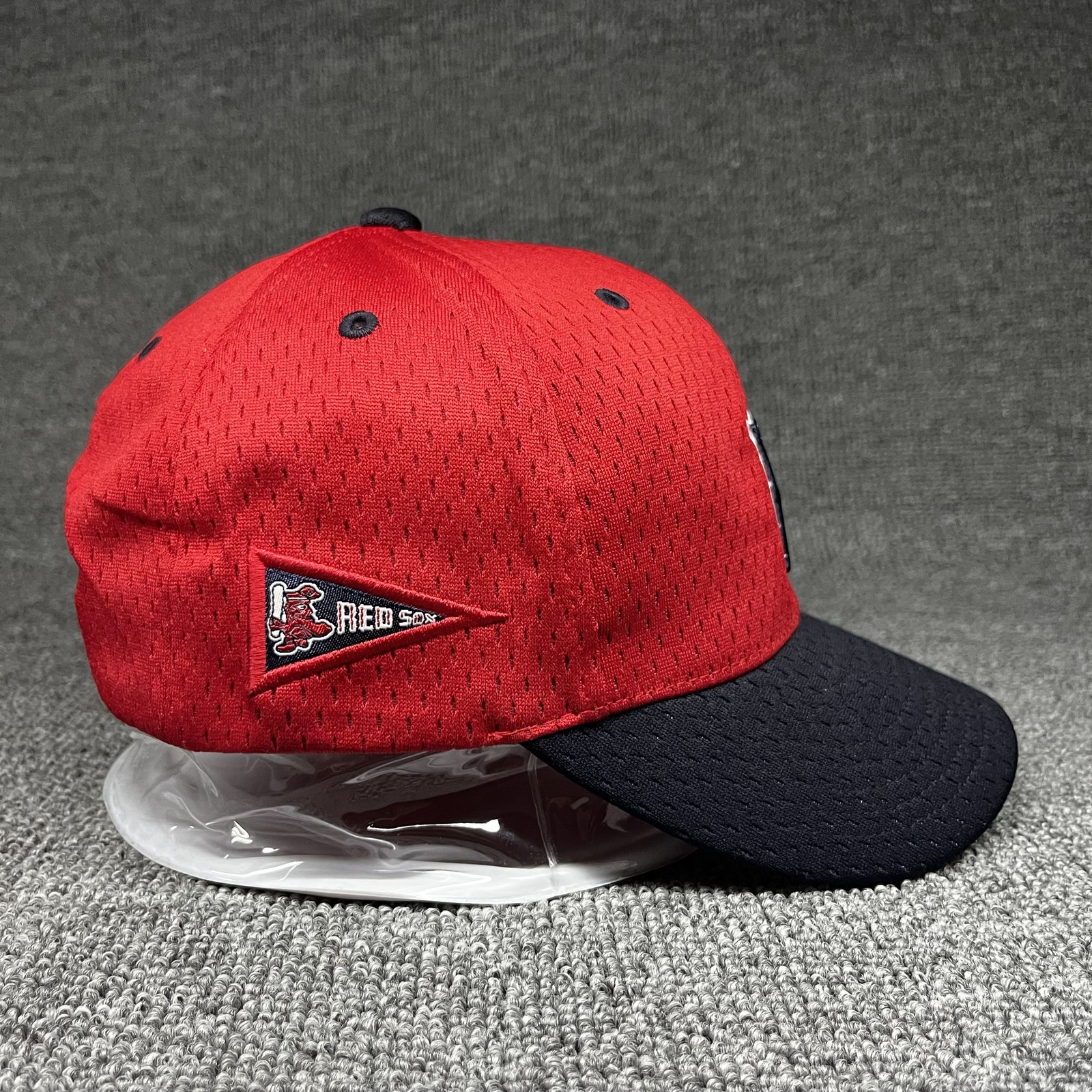 Mossiant Boston Red Sox Snapback Curved Brim Red Black Hat Unknown Size