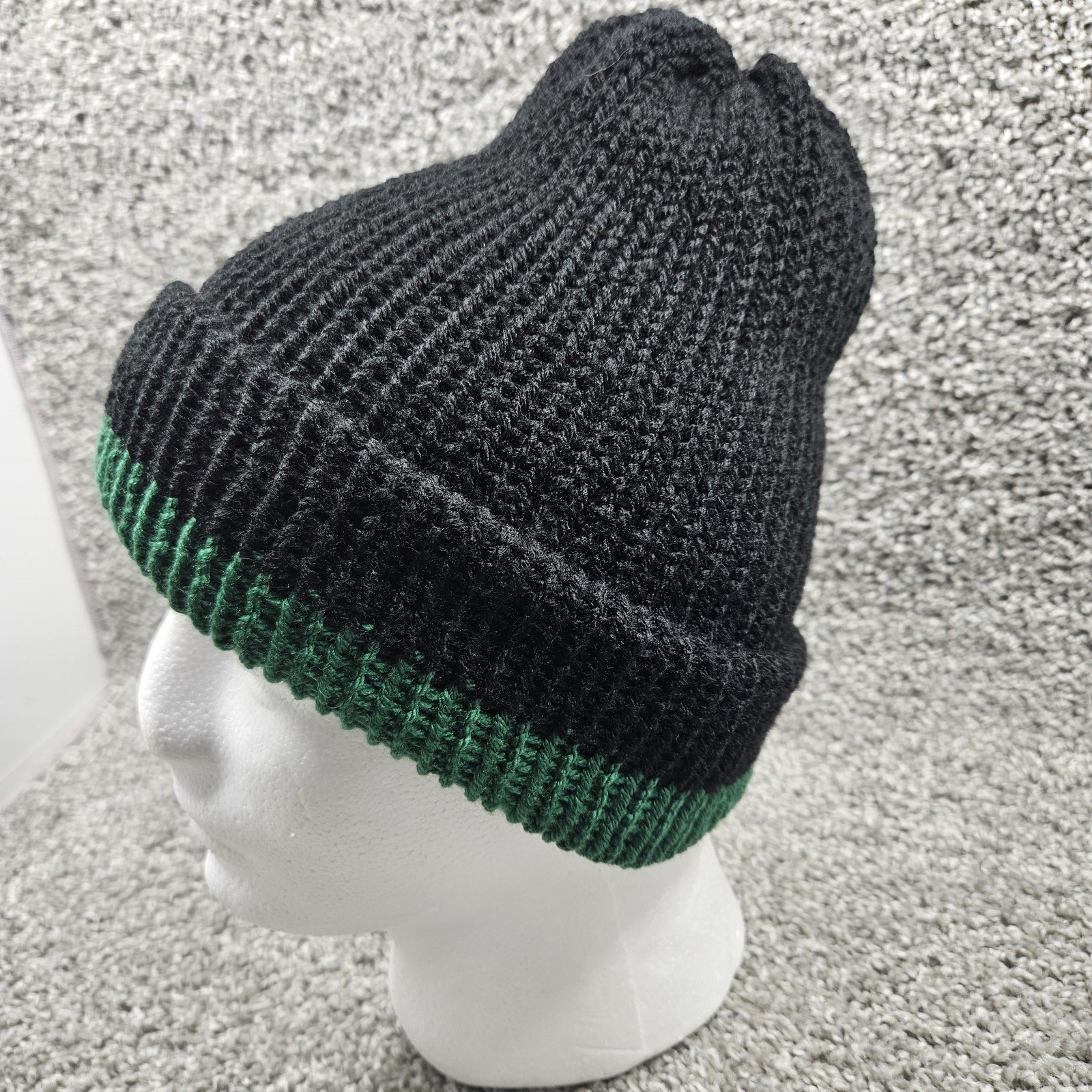 Handmade Knit Beanie Toque Hat Size M Green Black Cuffed Reversible Winter Warm