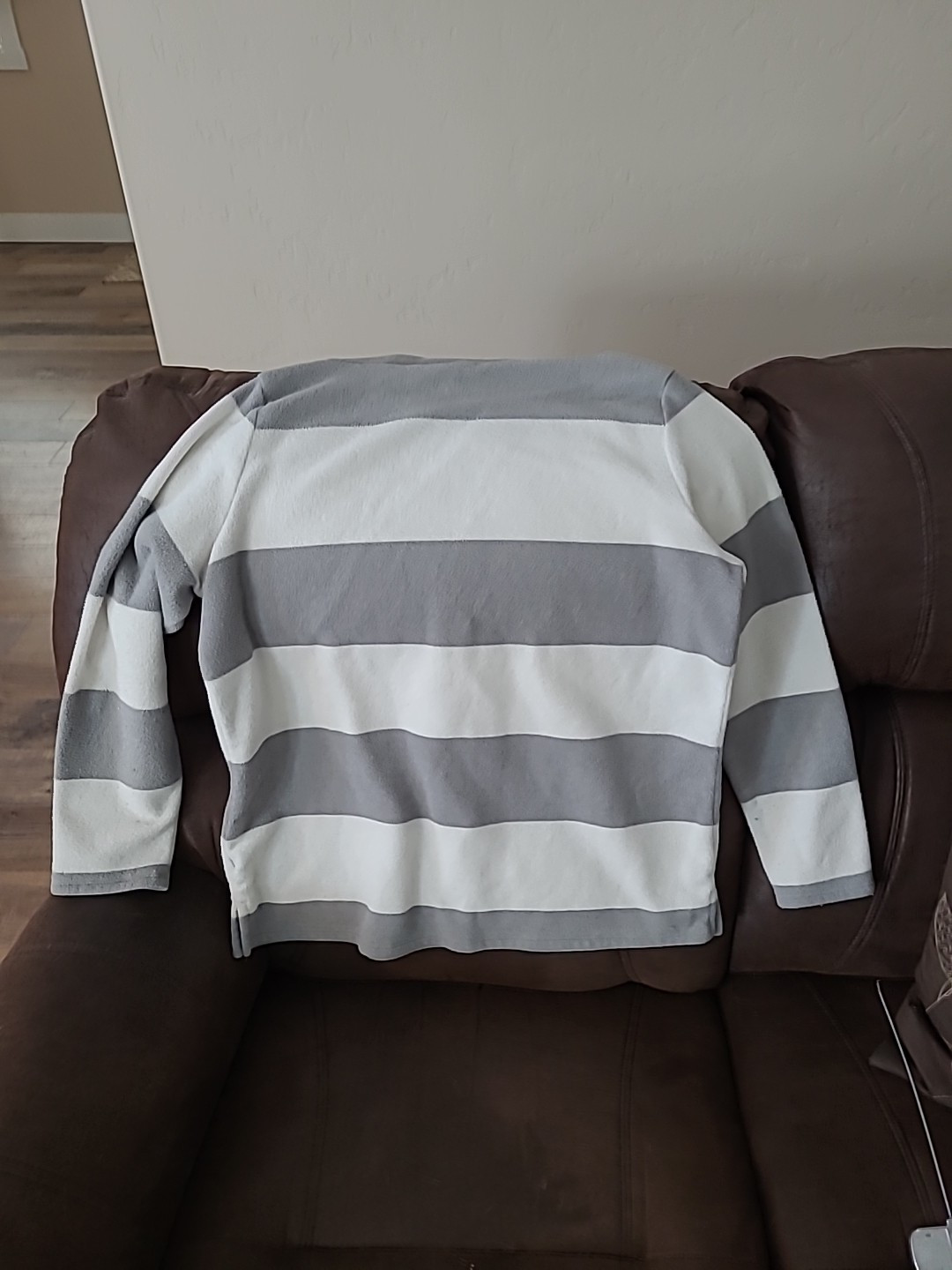Talbots 1x Fleece Pullover Grey And White Sripes