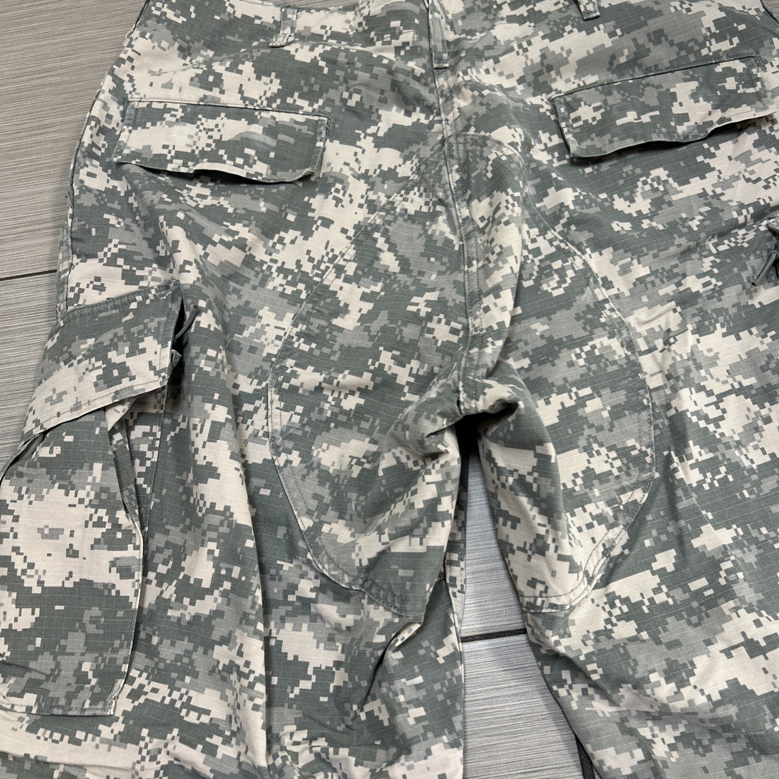 US Army Combat Uniform ACU Digital Camo Trousers Large/Long USGI Rip Stop