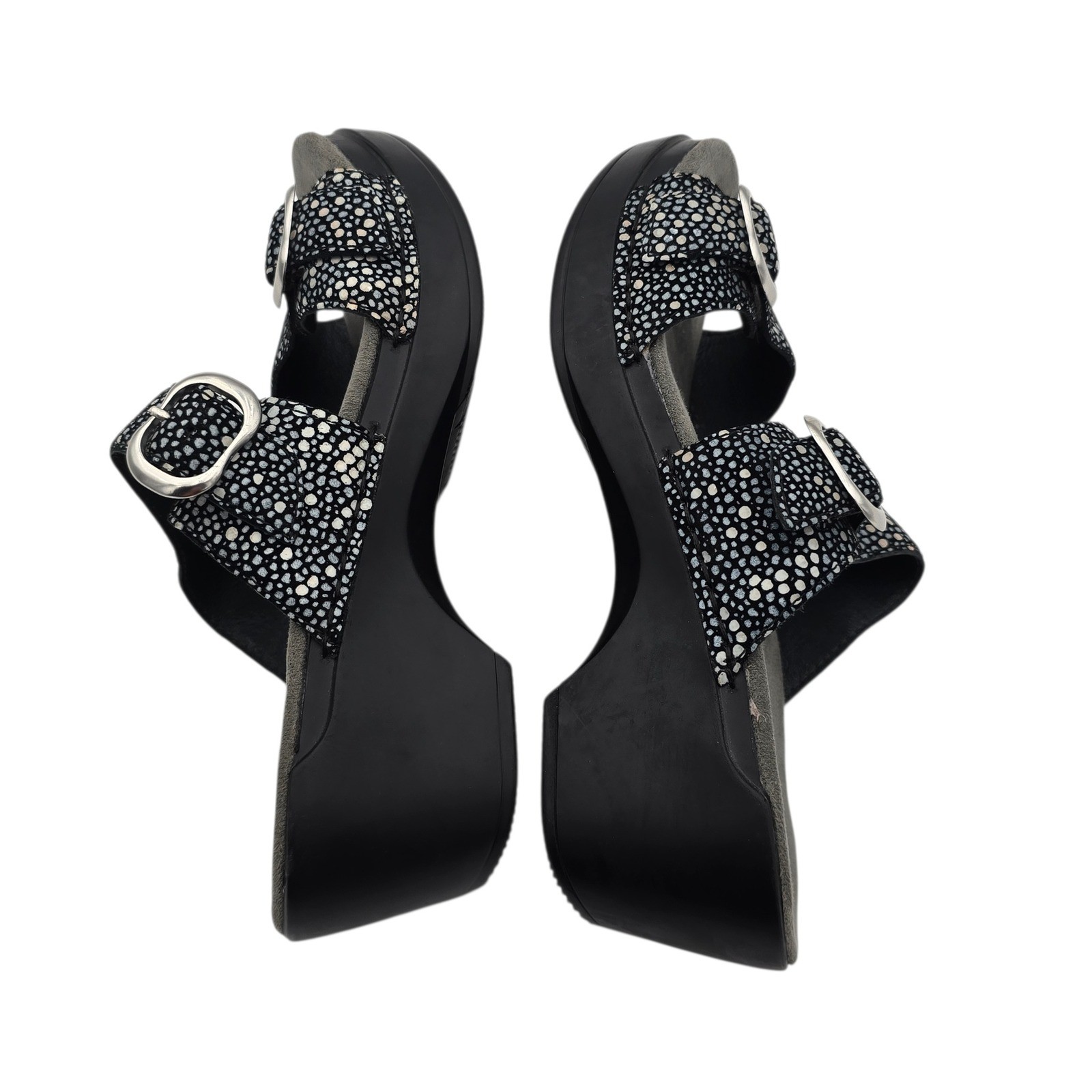 Dansko Reece Buckle Sandals Black Pebble Print Leather Comfort Size 38/7.5 Women
