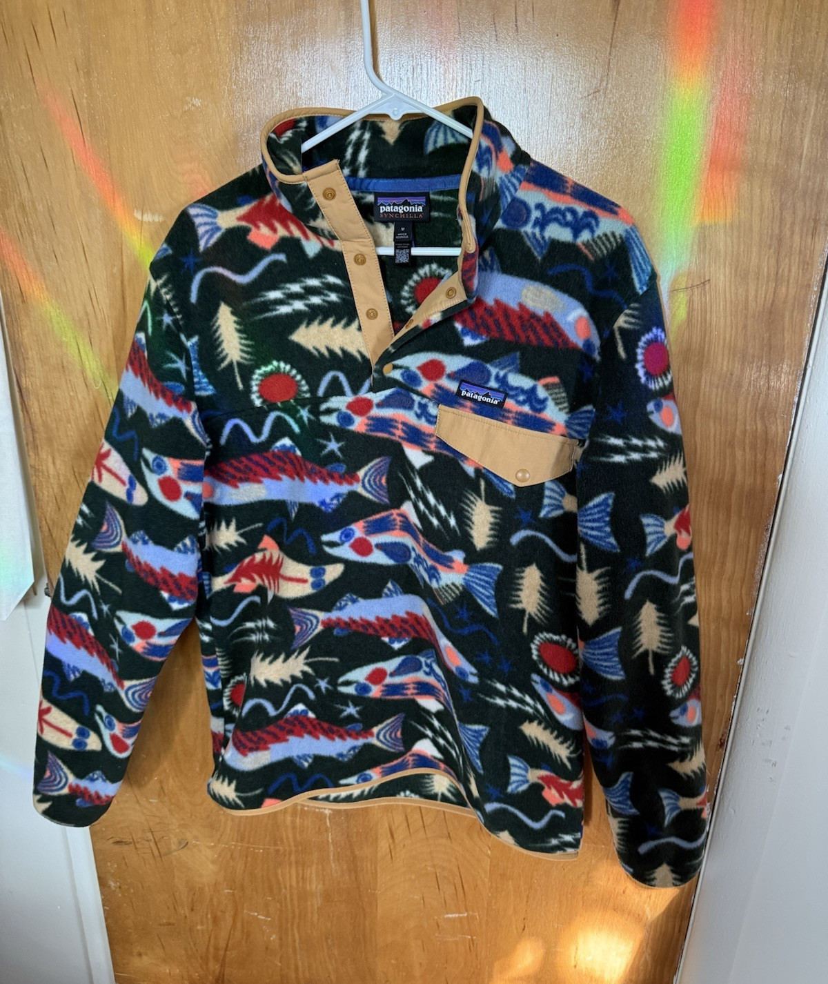 Patagonia Men’s M Synchilla Snap. Old growth/salmon pattern. Lightly worn