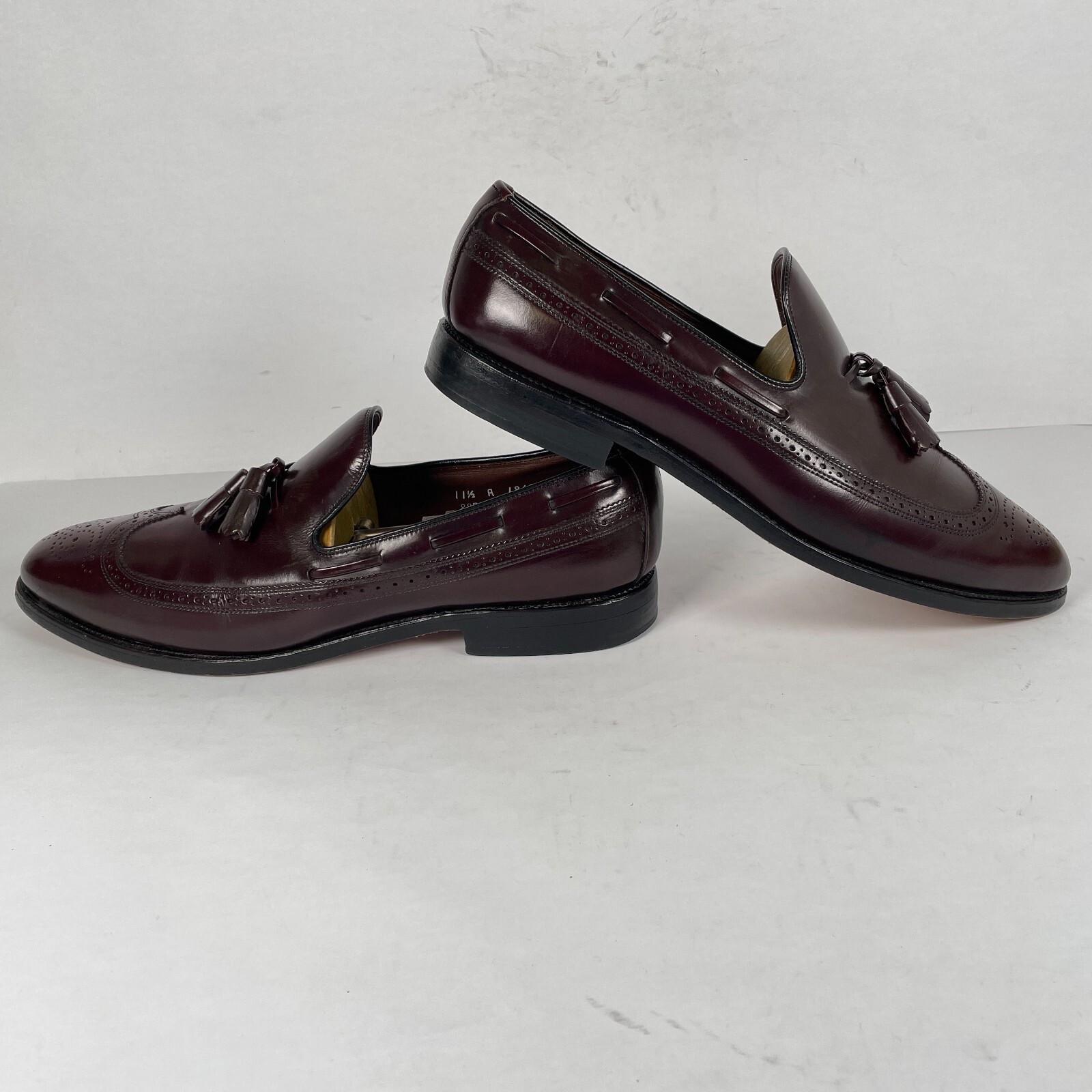 Allen Edmonds Berwick Tassel Loafers Mens Size 11.5 A Burgundy Leather Shoes