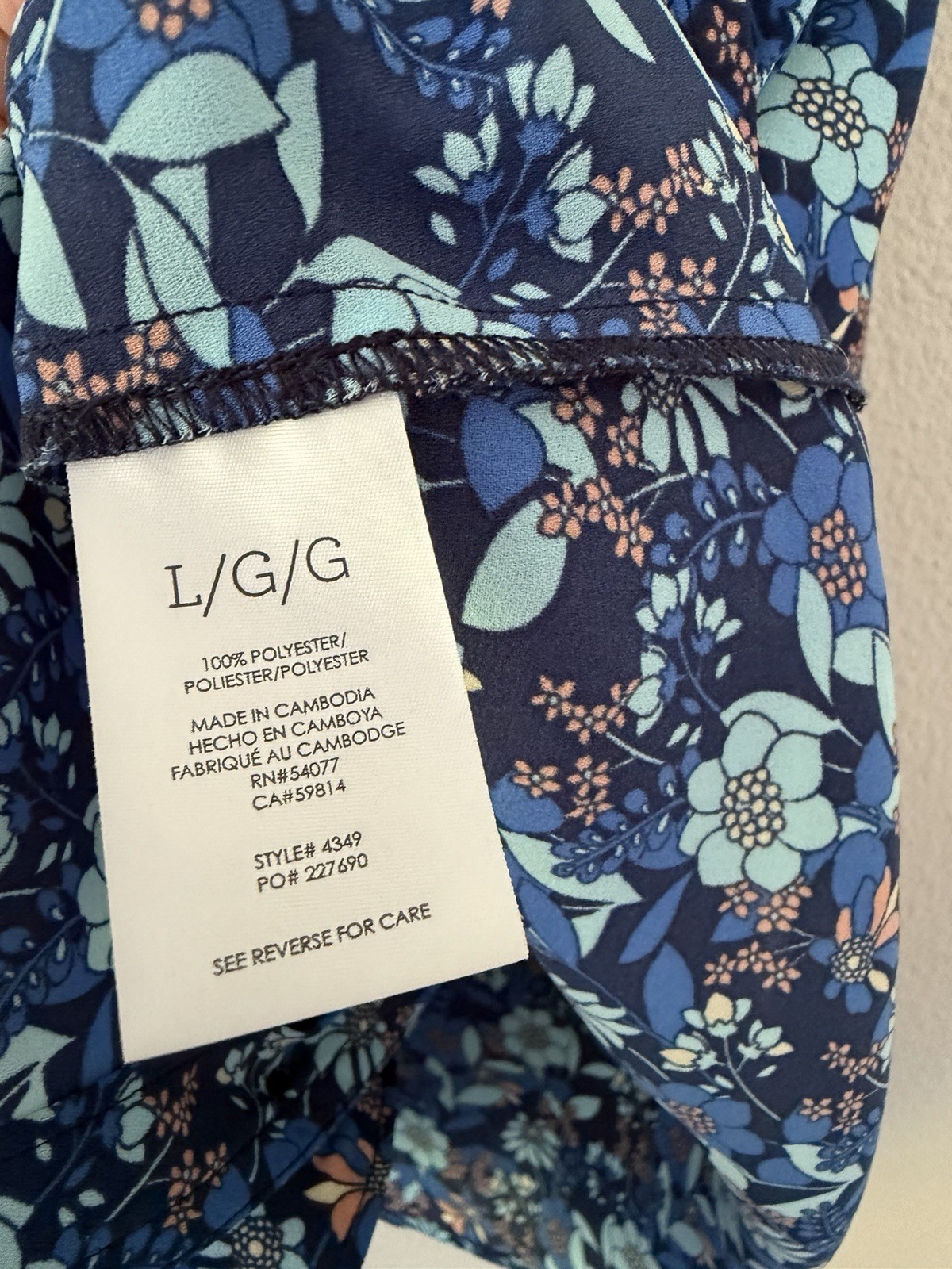 Cabi Sleeveless Top Large Take Two Blouse Blue Floral 4349
