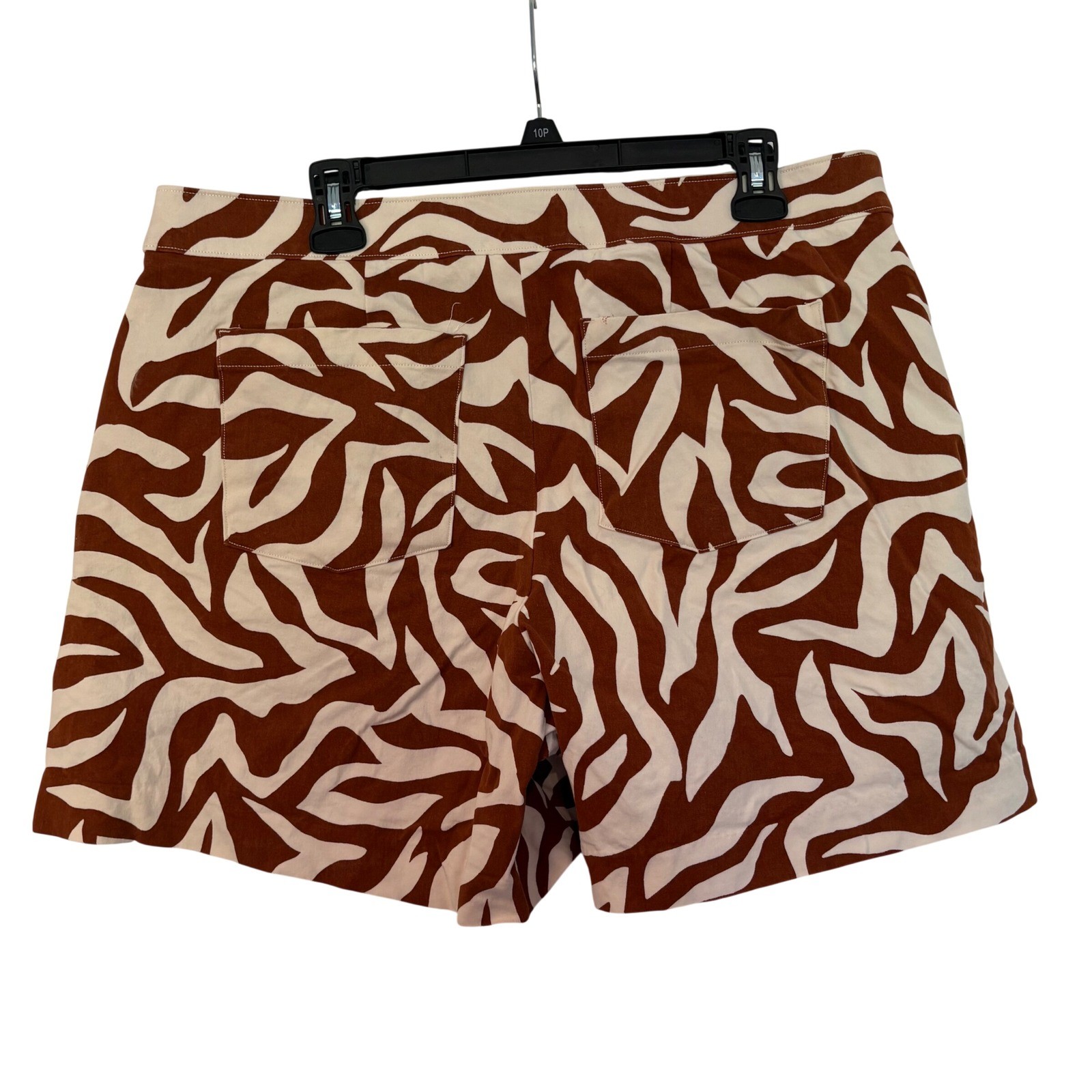Spanx On The Go Printed Shorts XL Clay Zebra Stripe Neutral Minimalist Capsule
