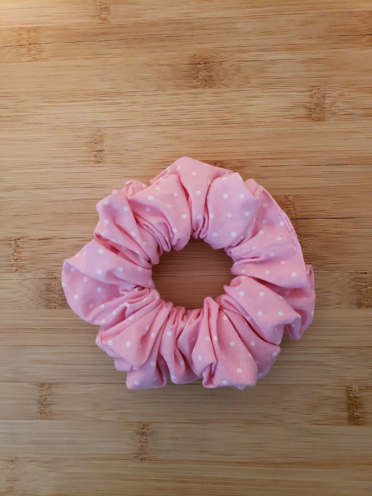 Handmade Women Girl Unisex Teen Scrunchie Light Pink Polka Dots Regular Size New