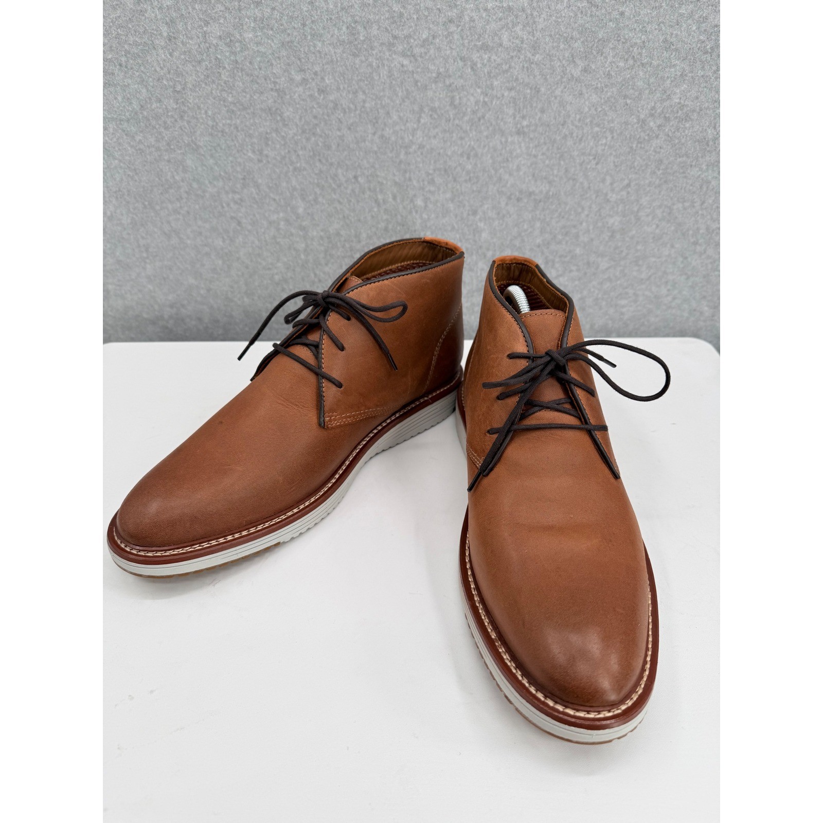 Johnston & Murphy Upton Chukka Mens 10.5M Tan Leather Boots TRUFOAM Lightweight