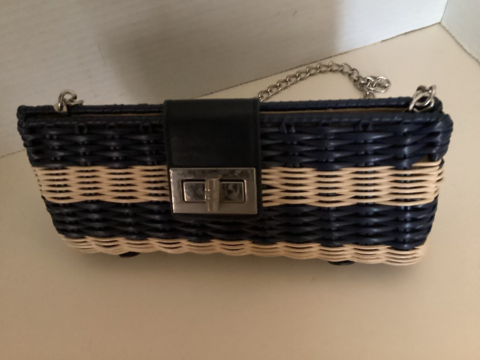Kelly & Katie Rattan Wicker Handbag NEW Navy Cream Silver