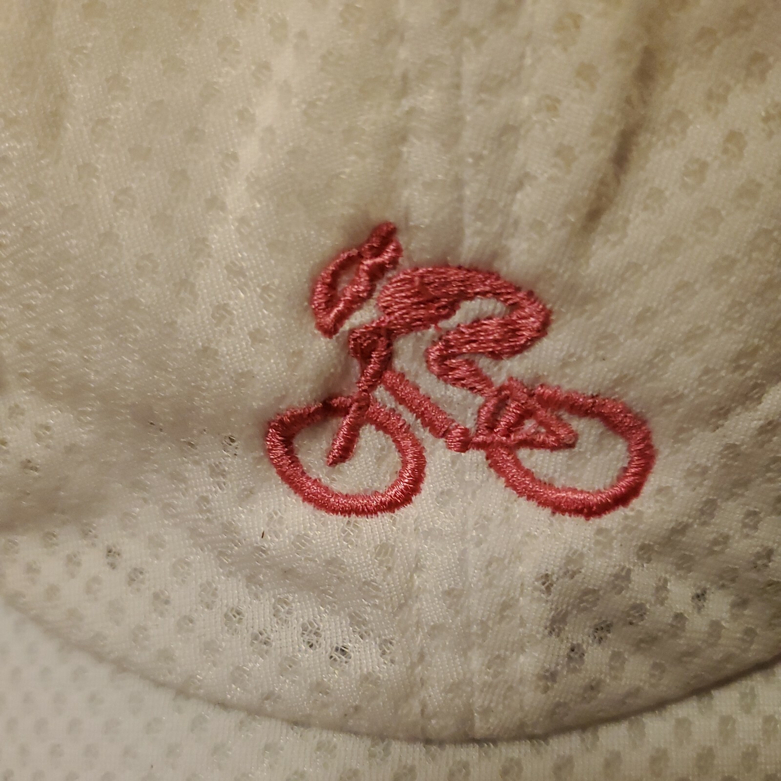 Gizmo Performance Biking Unisex Hat White Adjustable New