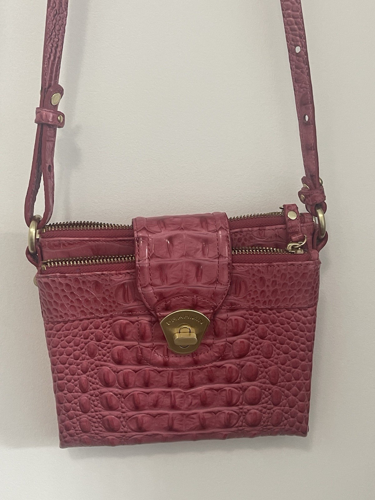 Gorgeous Brahmin Melbourne Mojito Croc Embossed Crossbody Pink Bag Multi Slots