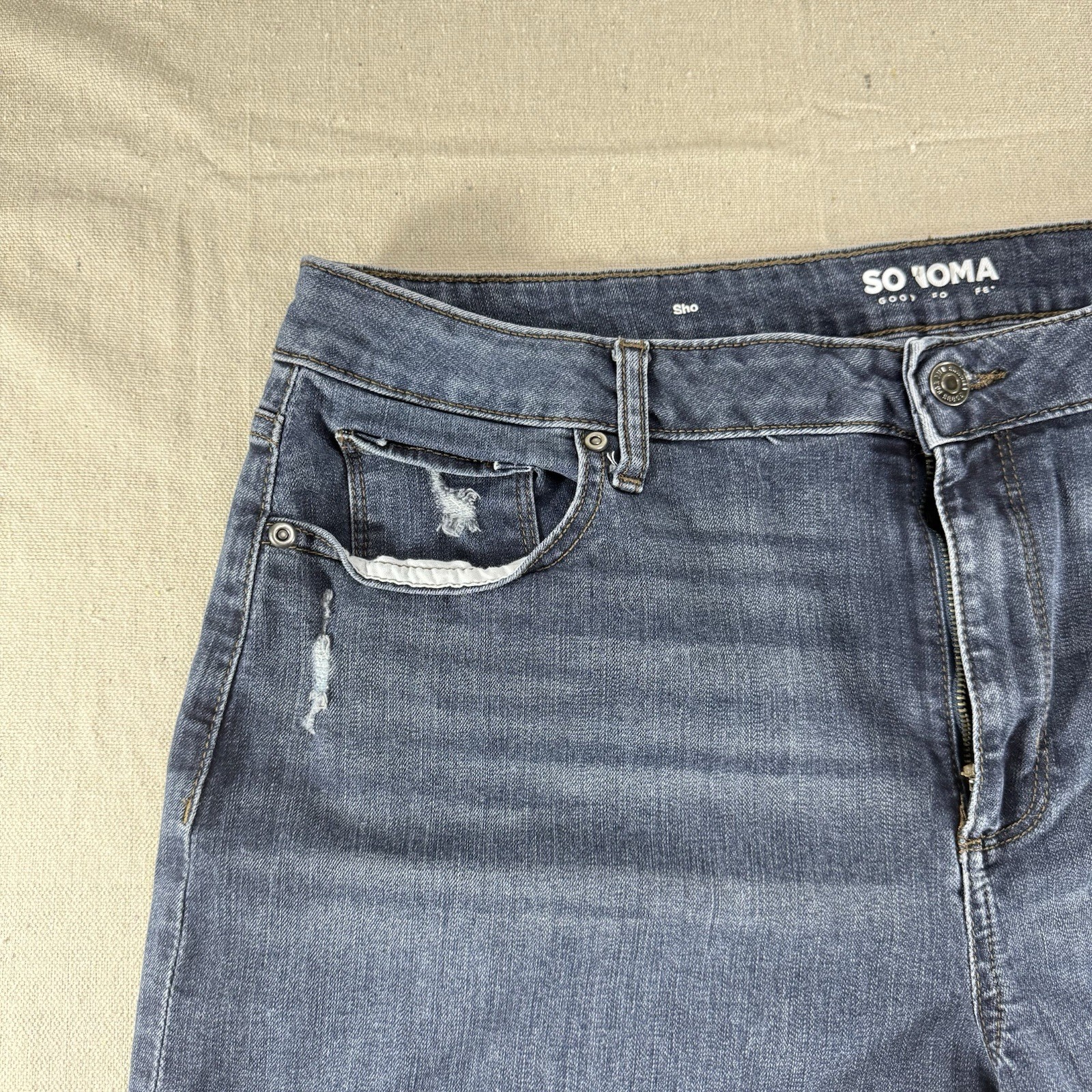 Sonoma Goods For Life Womens Blue Denim Cuffed Shorts Size 8 Mid Rise 38W