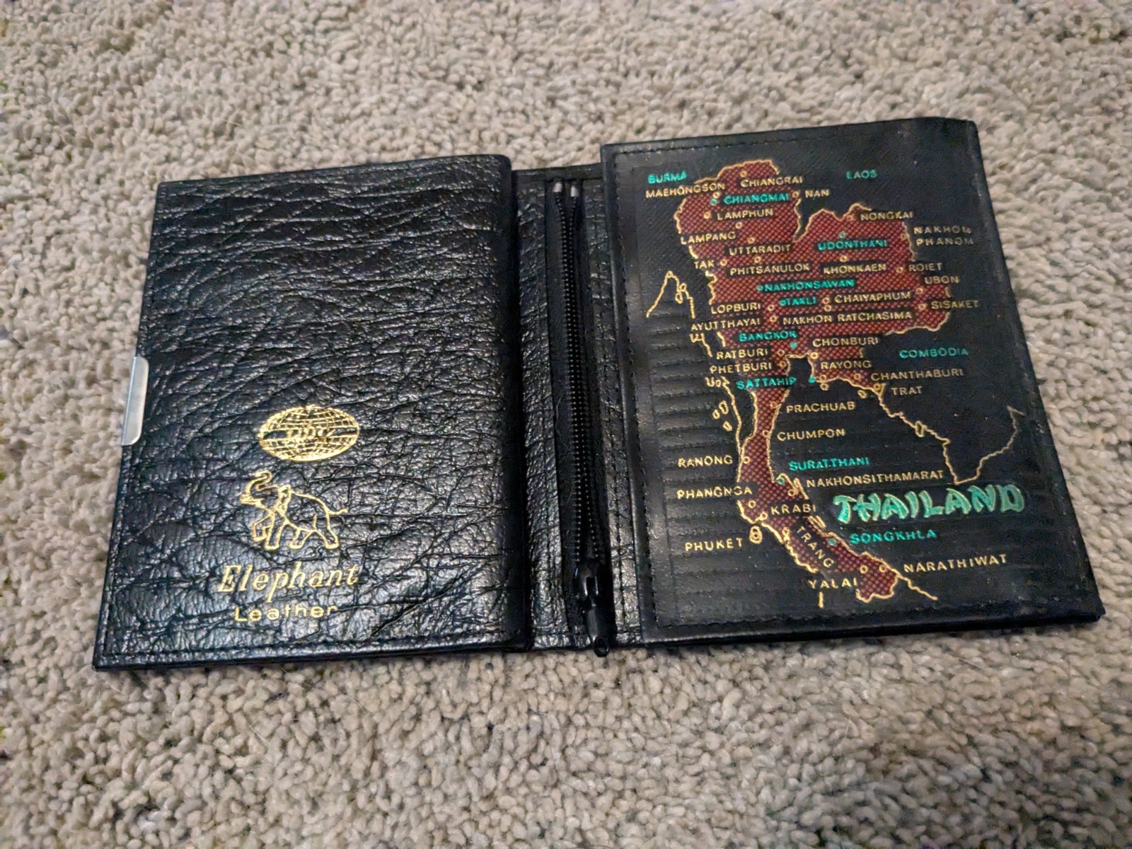 jacob leather wallet with thailand map and zilpered pocket