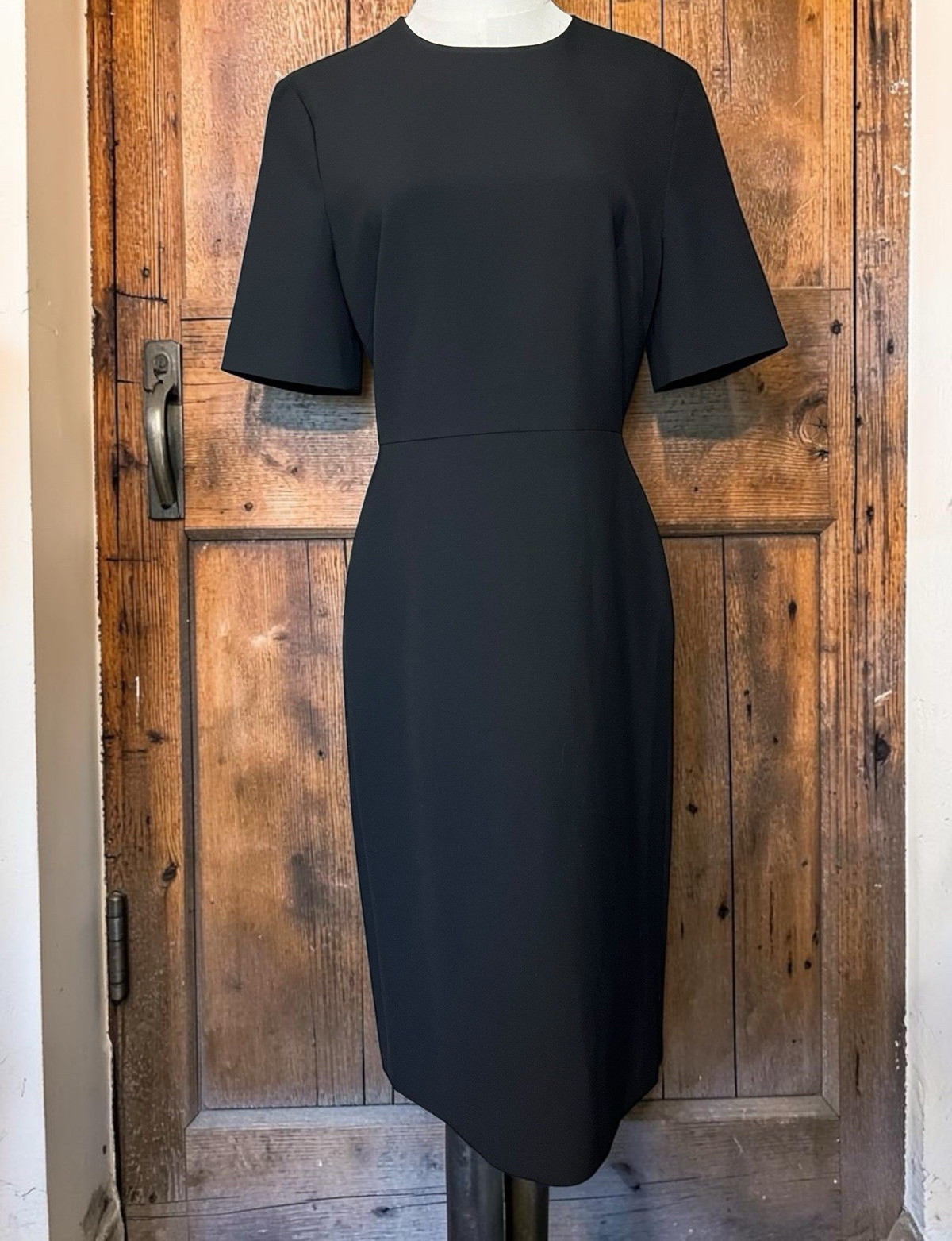 NWT Aritzia Babaton Keeper Dress Black Midi Sheath Career Size 6