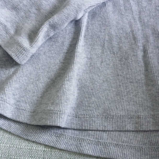 Sonoma Goods For Life Women’s XL Gray Solid Ribbed Knit V-Neck Henley Button Top
