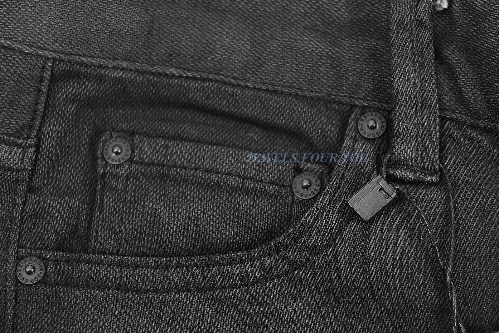 A/X ARMANI EXCHANGE 98% COTTON FADING BLACK WOMENS GIRLS JEANS SIZE 00 BRAND NEW