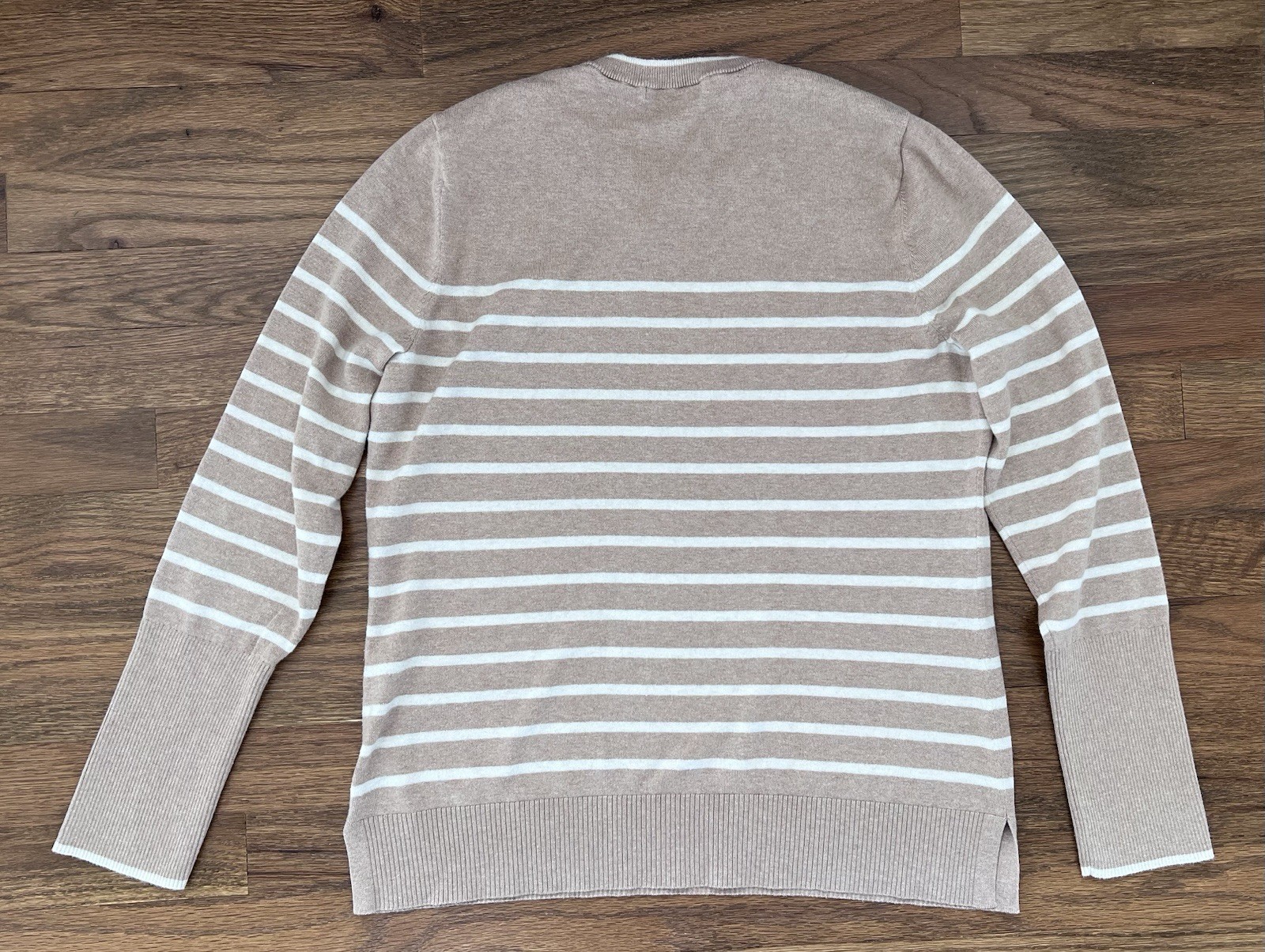 J Mclaughlin women’s Knit Striped Shirt Medium