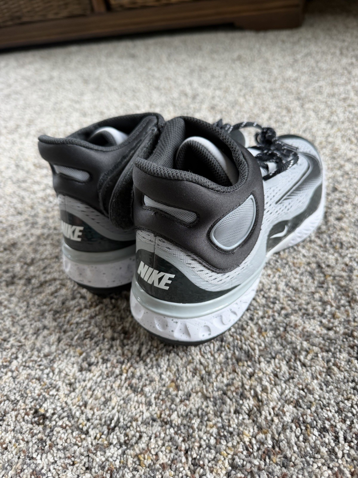 Nike Alpha Huarache Elite 4 Mid Metal Baseball Cleats Mens SZ 9 Gray DJ6520-002