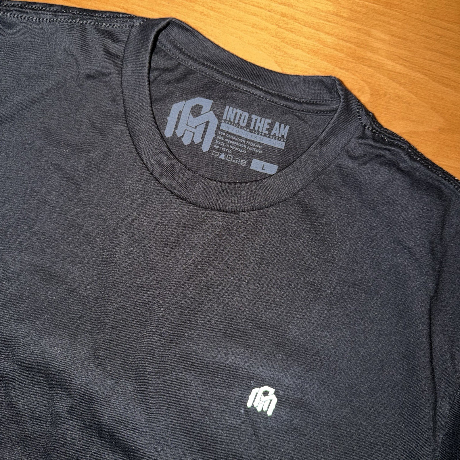 NWOT INTO THE AM Men’s Premium Soft Cotton Blend Crew Neck Tee Black Size Large