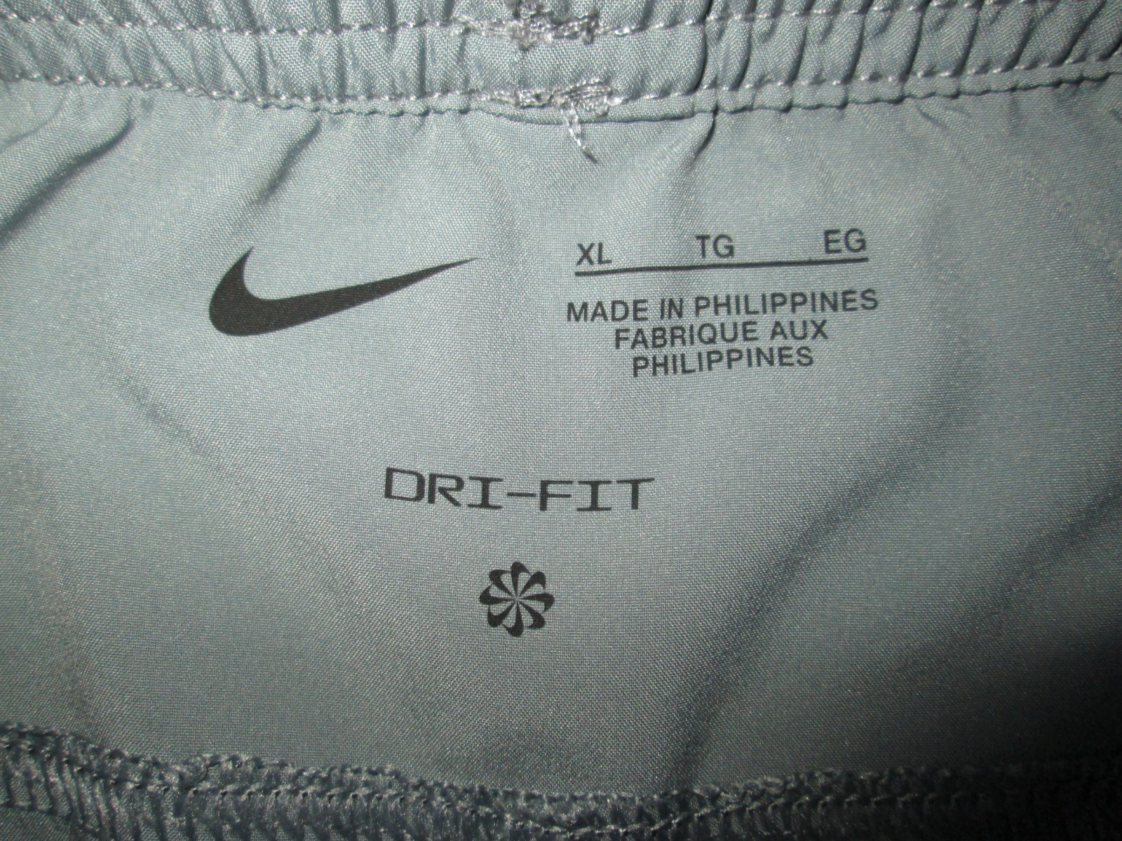 Nike Form Unlined Versatile 5″ Shorts Men’s XL Gray
