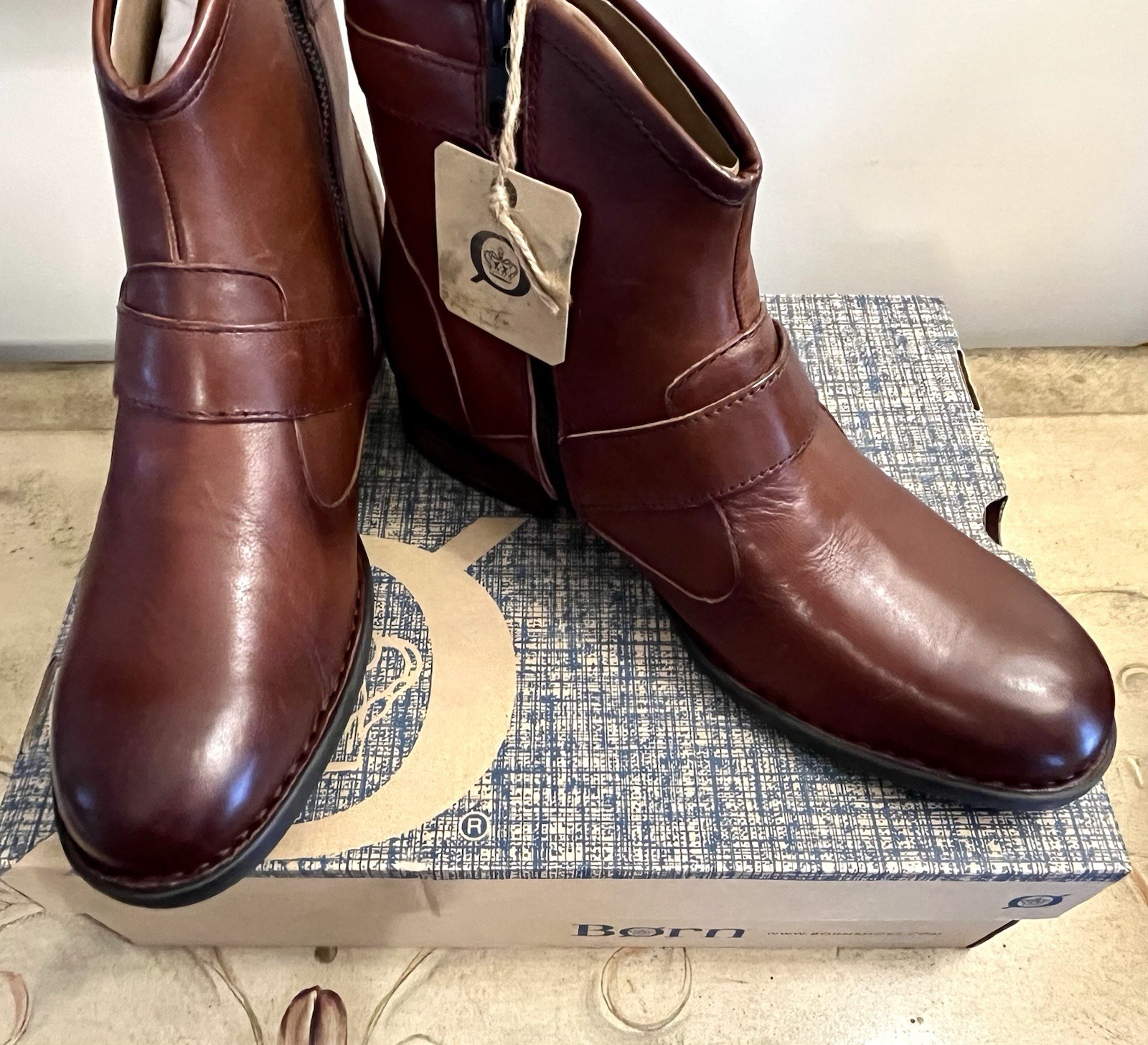 Born Boots Woman’s 9.5M Regis Ankle Bootie Cognac Brown Leather Moto Western NWT