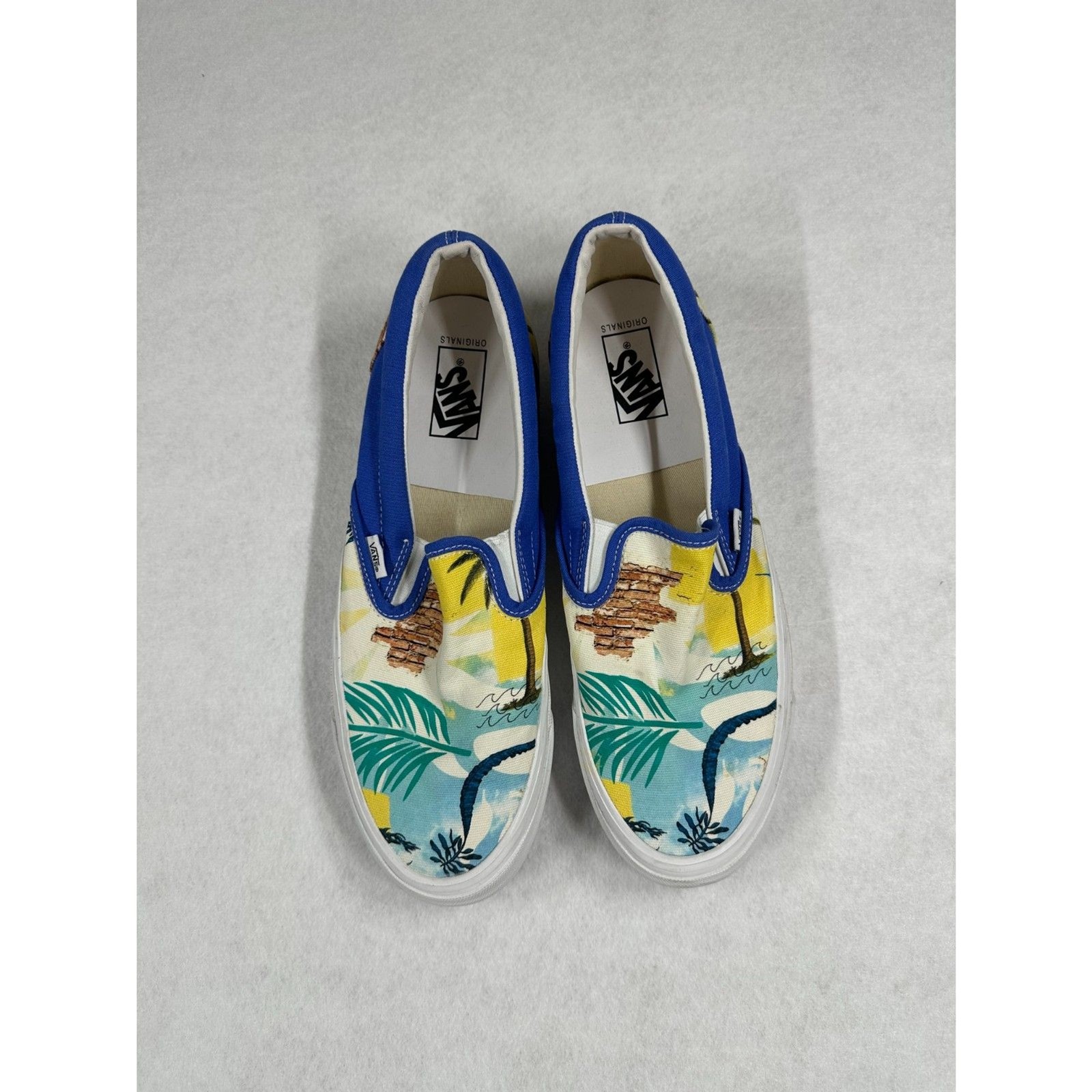 Van’s Men’s Shoes, Size 12, Blue beach scene, See picture for wear