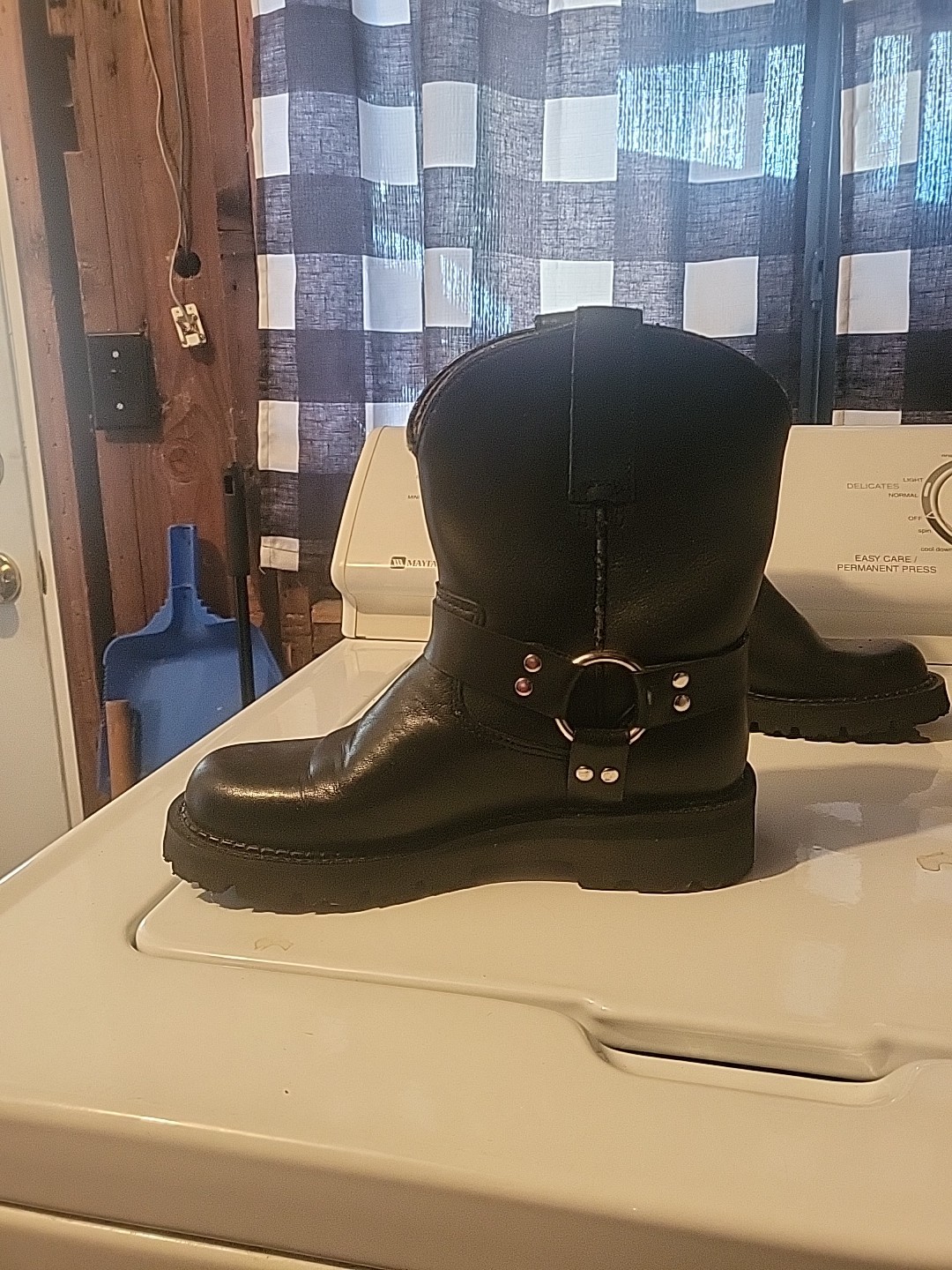 Ariat Boots 6B