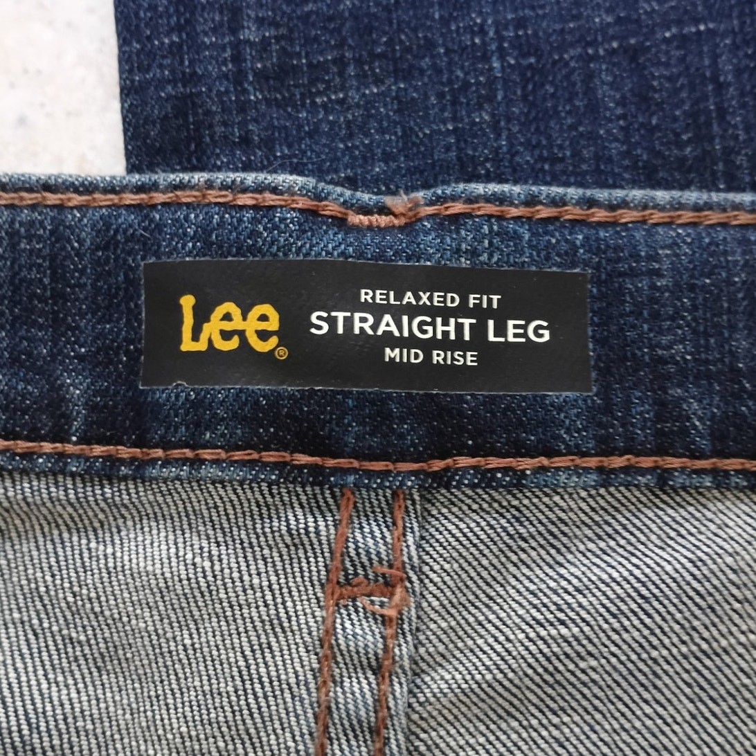 Lee Relaxed Straight Mid Rise Jeans 29×28 Stretch Classic Denim 8 Short