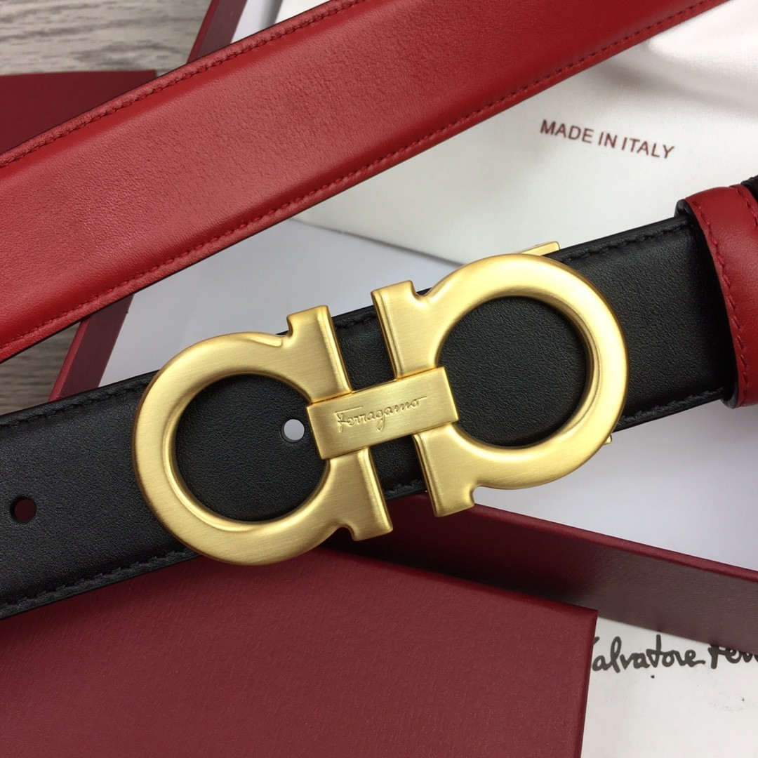 Ferragamo Handcrafted Italian leather belt Gold Buckle