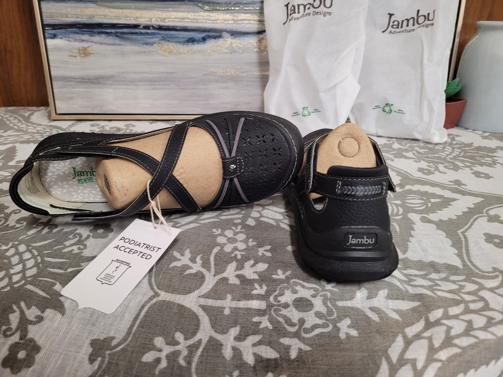 Jambu Pine Mary Jane Strappy Hiking Outside Shoe Womens Black Size 8.5