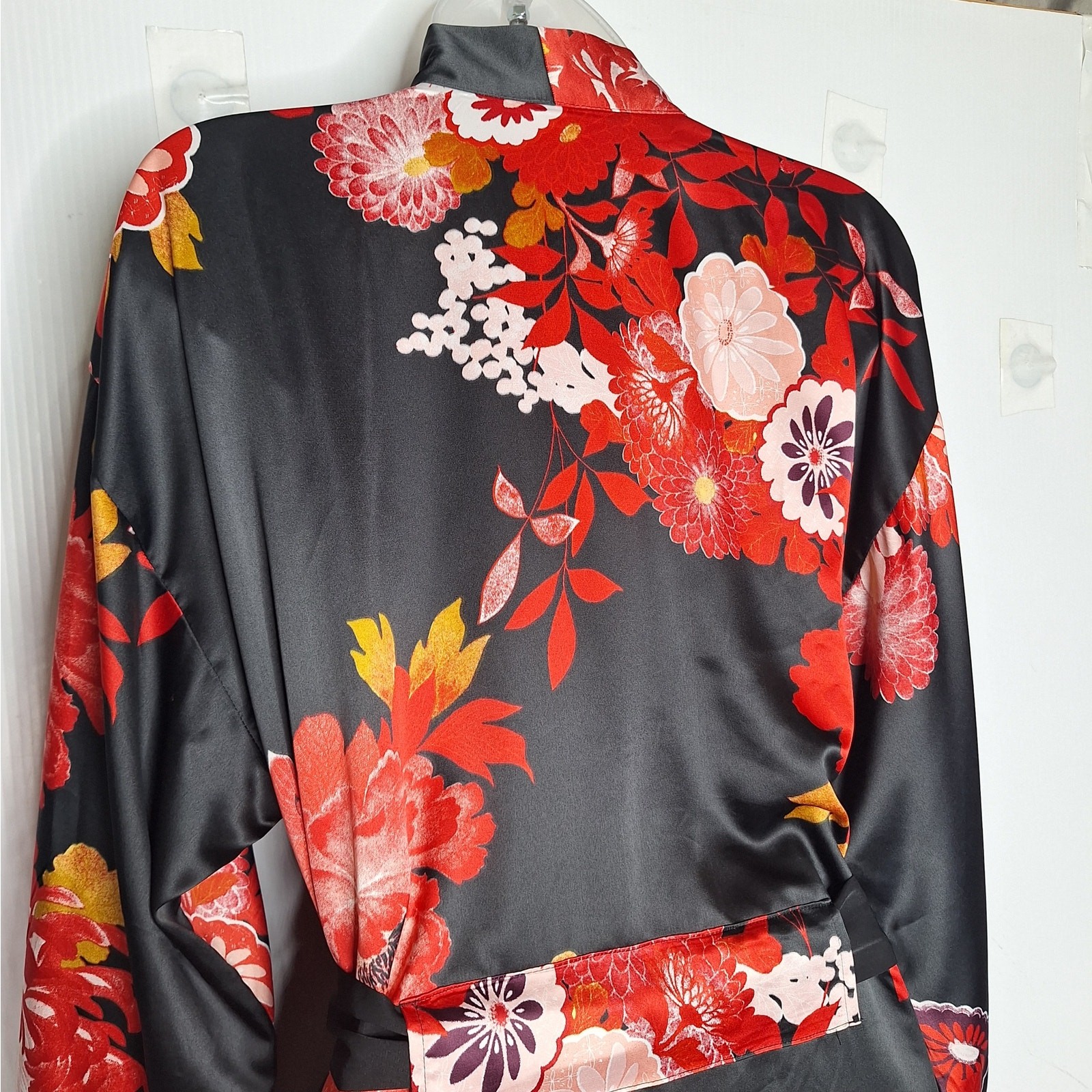 Natori Empress Satin Floral Kimono Robe Mid Length Long Medium Belted Glam Wrap