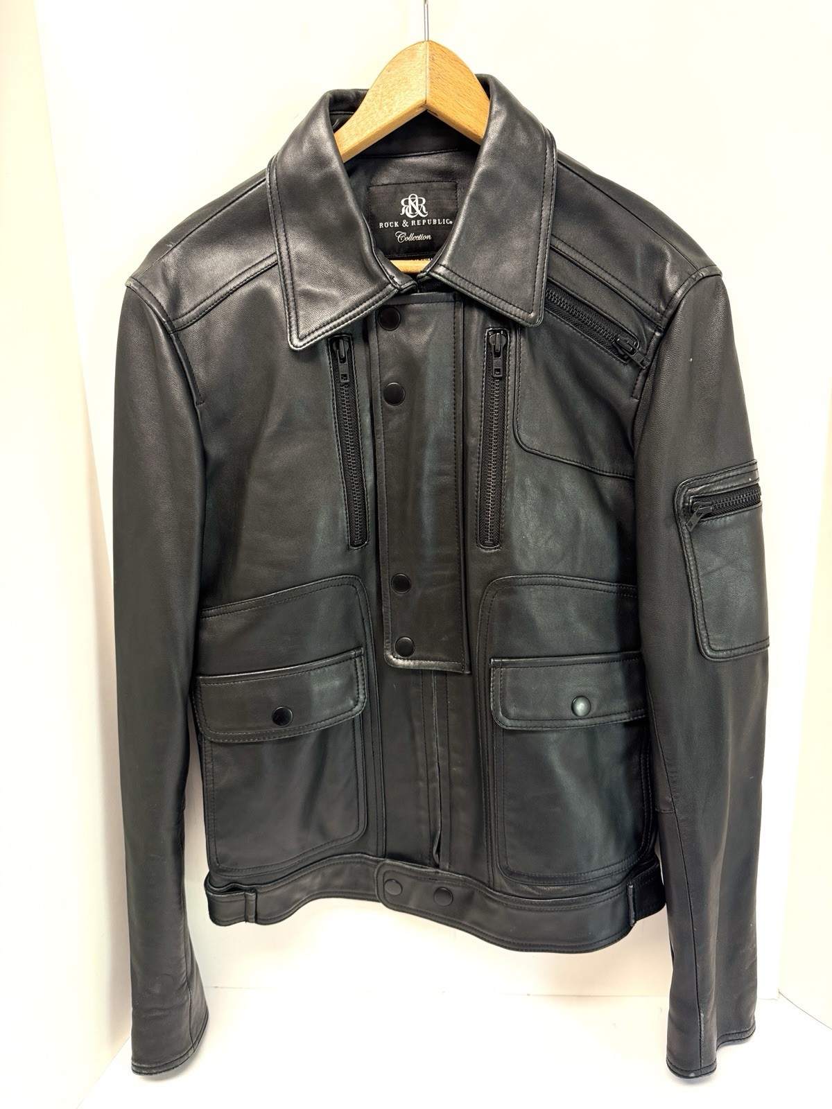 Rock & Republic Motorcycle Jacket Black Leather MN MED Moto Biker Authentic EUC