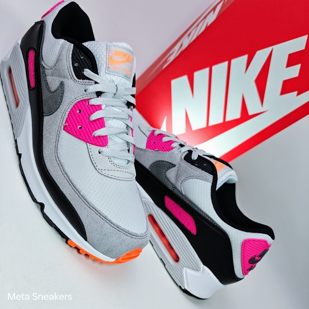 Nike Air Max 90 US 14 Men’s Grey White Black Pink Retro Run – Dunkin’ Donuts New