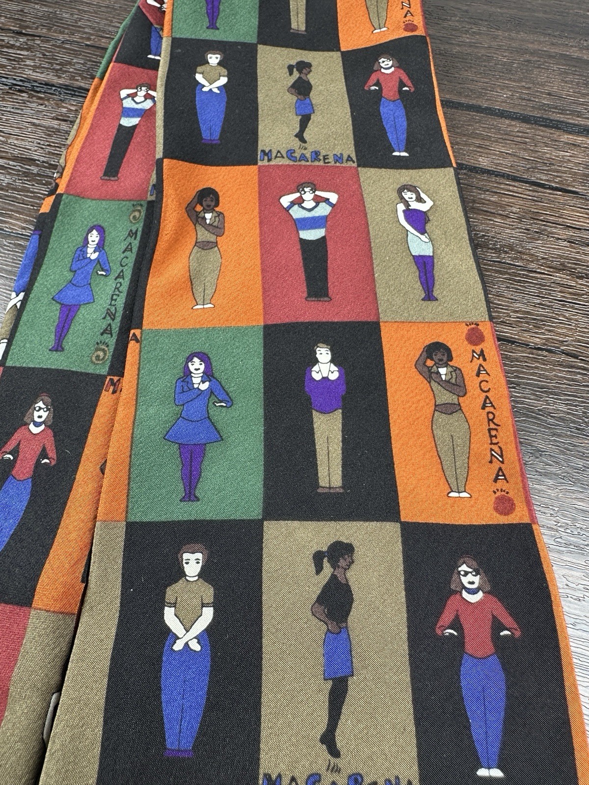 Vicky Davis Macarena 1996 Vintage Tie, 100% Silk, Multi color