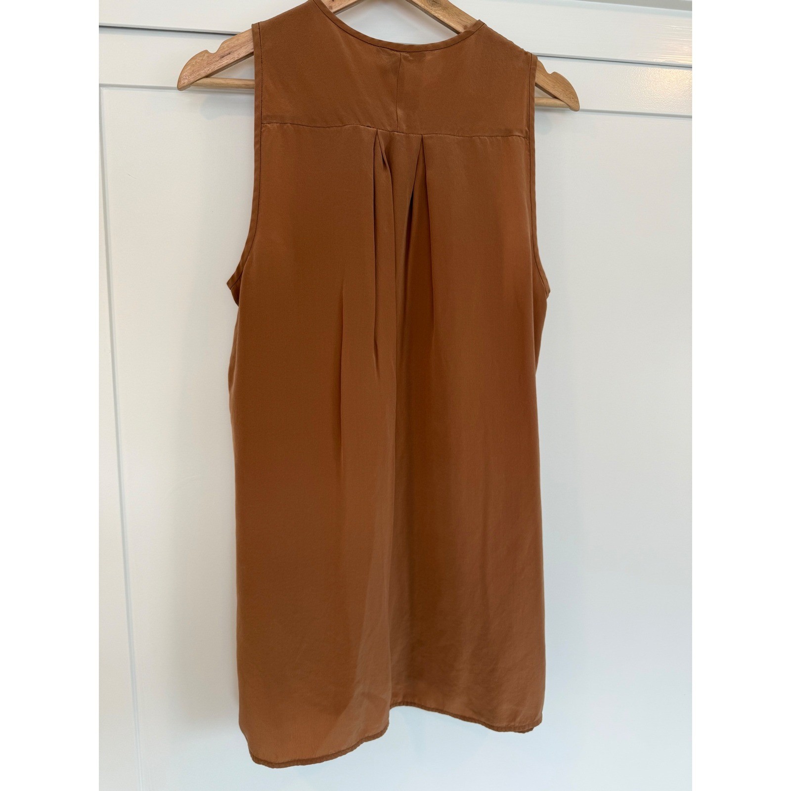 Vince 100% Silk Sleeveless Blouse Brown Zip Neck Tunic Tank Top Quiet Luxury – L
