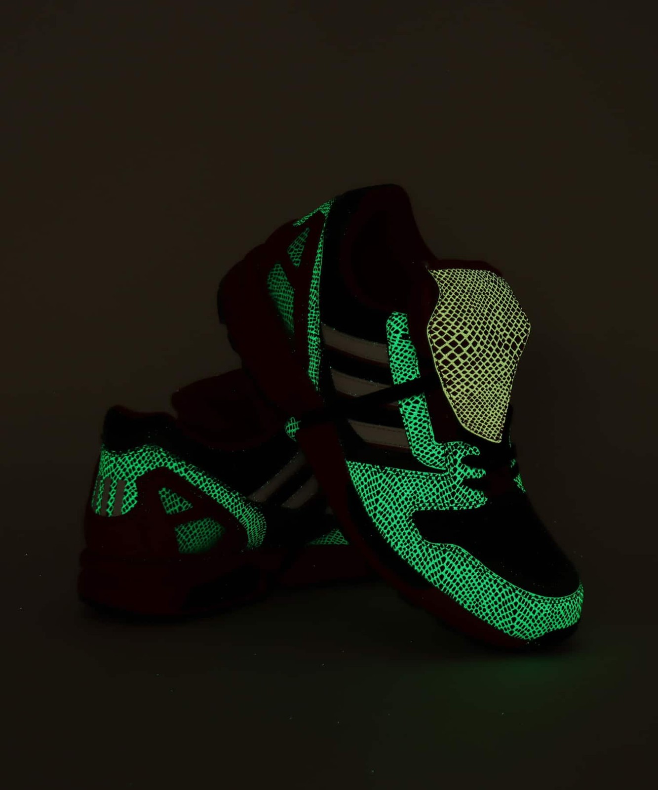 adidas Originals ZX8000 atmos G-SNK 12 Predator KJ8784