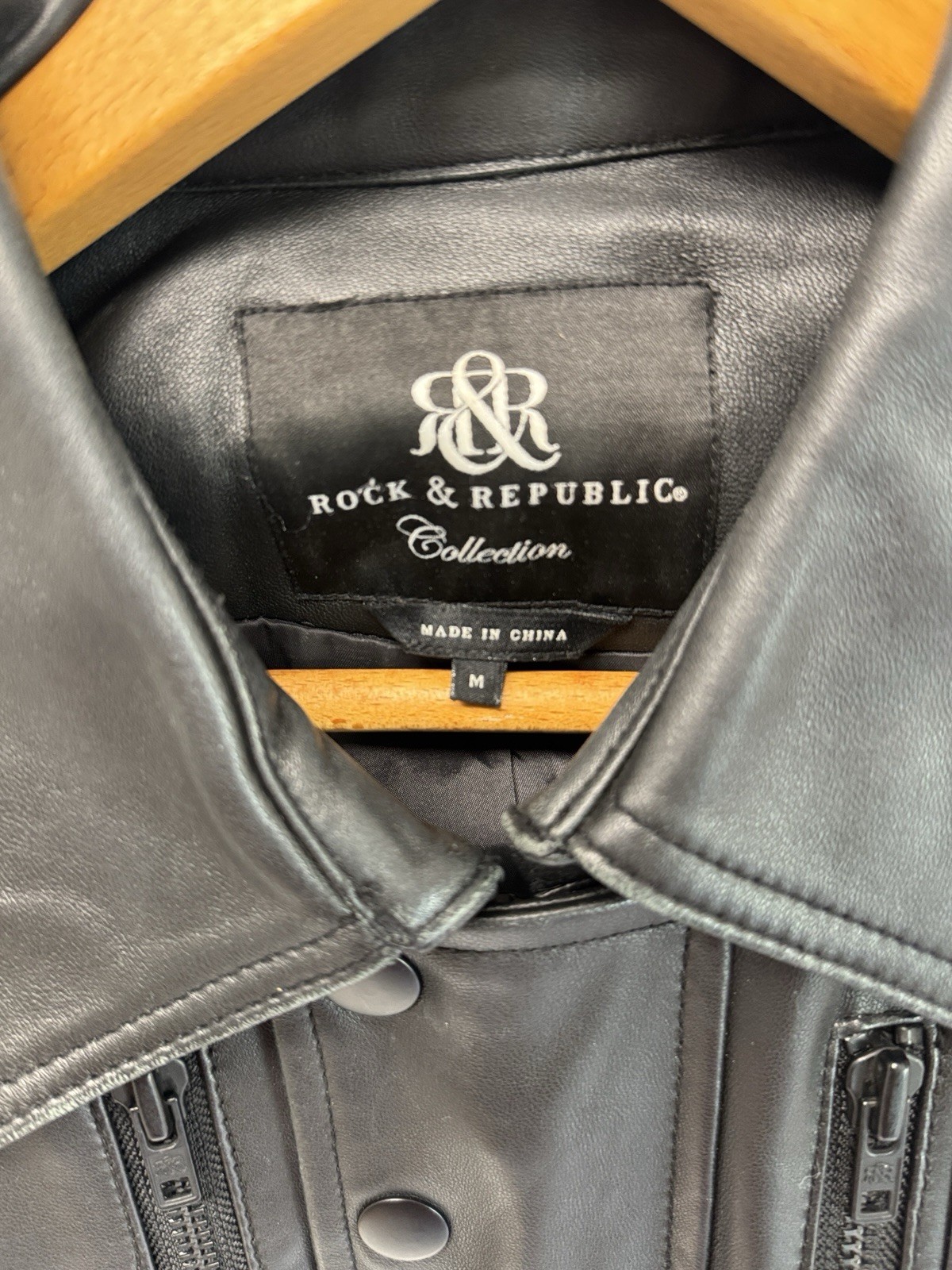 Rock & Republic Motorcycle Jacket Black Leather MN MED Moto Biker Authentic EUC