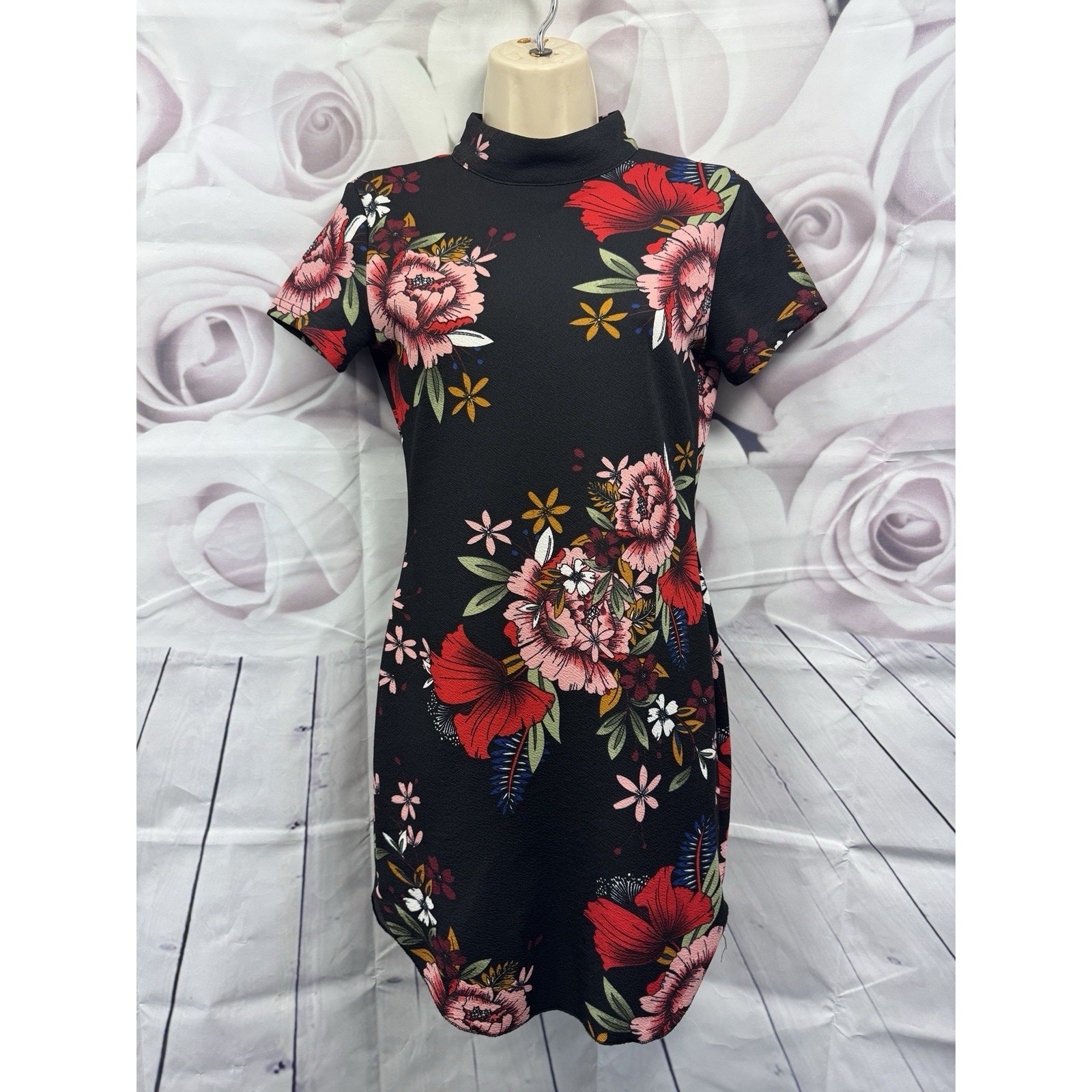 AX Paris Short Bodycon Dress Size 10 Black Red Floral Cottagecore Summer Preppy