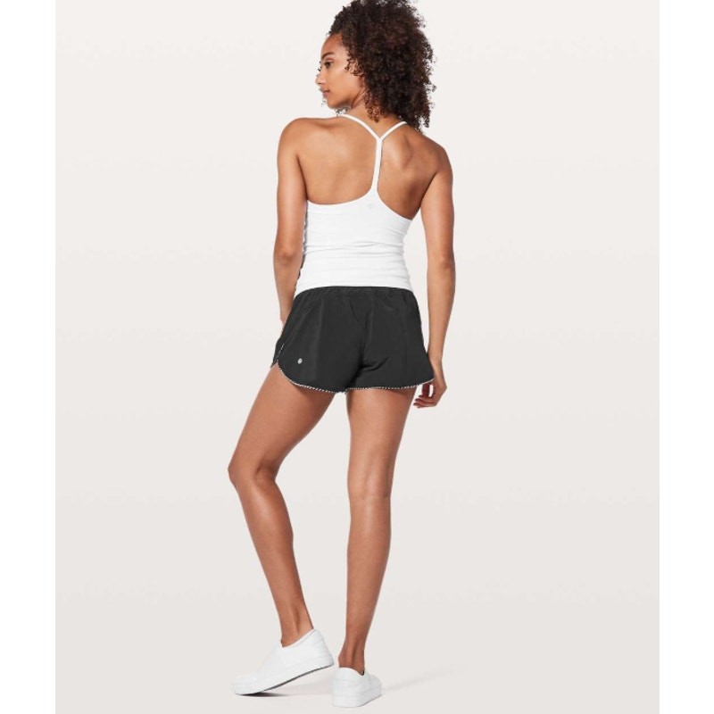 Lululemon womens Choose A Side Short *3″ Black / Monochromic Black shorts size 6