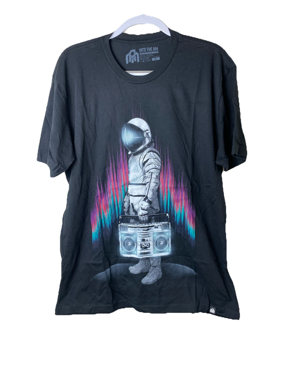 Into the AM Men’s Astranout Boom Box Graphic Short Sleeve Black Shirt XL NWOT!