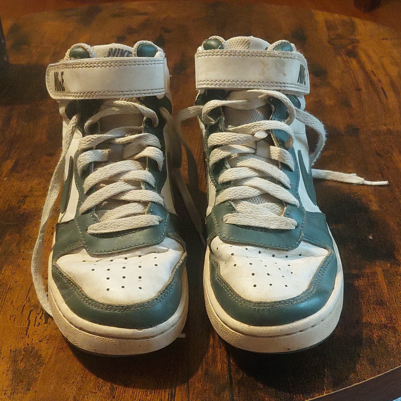 Nike Court Borough Mid 2 Mid Top Leather Lace-Up Straps White/Green 5Y